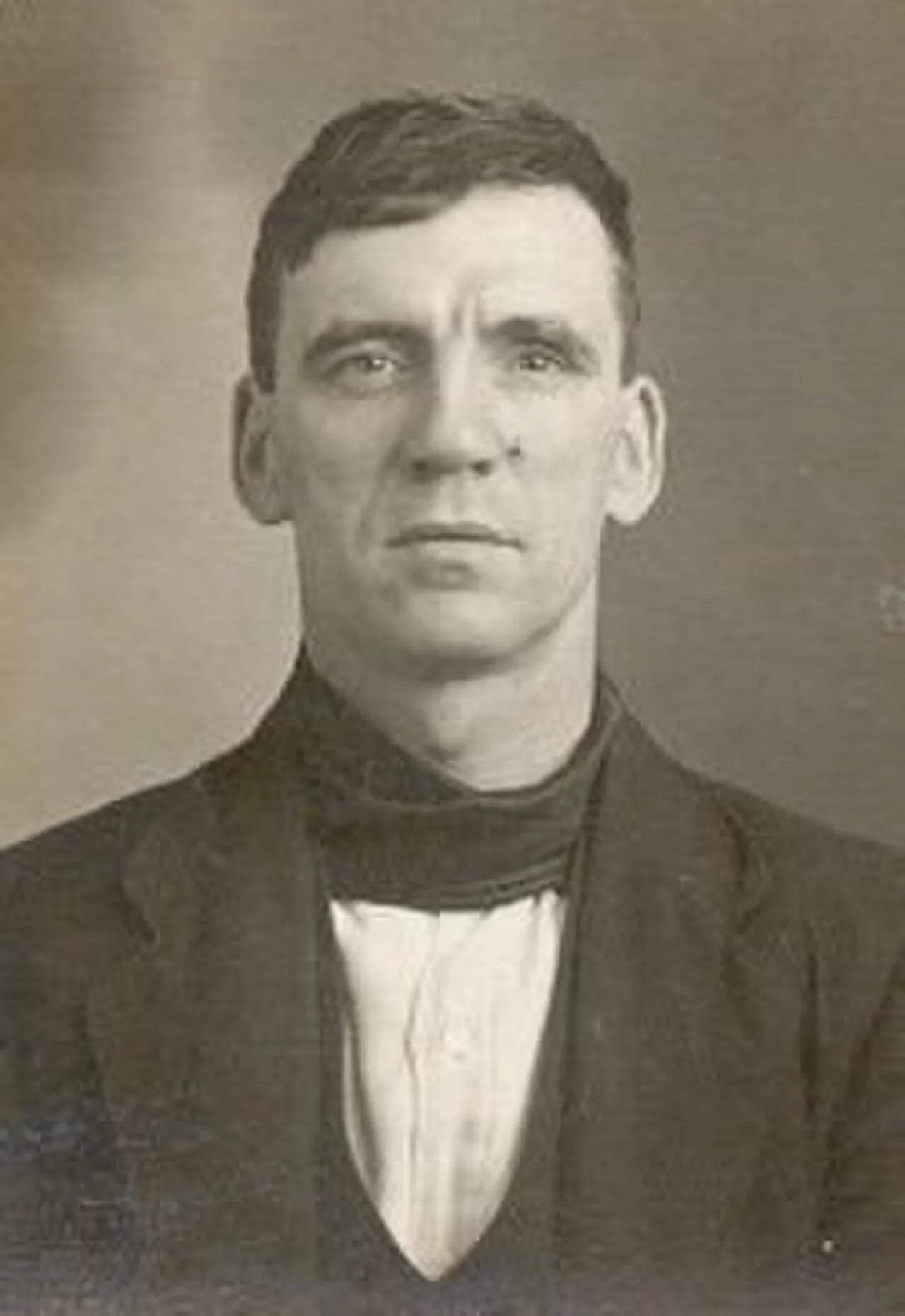 Porträt von Frederick Barrett (1883–1931) – Gedenkseite