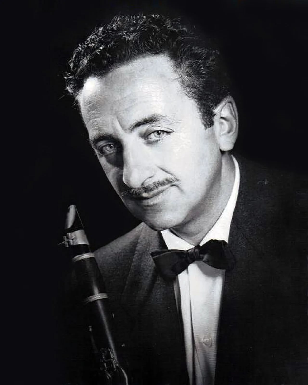 Porträt von Gus Bivona (1915–1996) – Gedenkseite