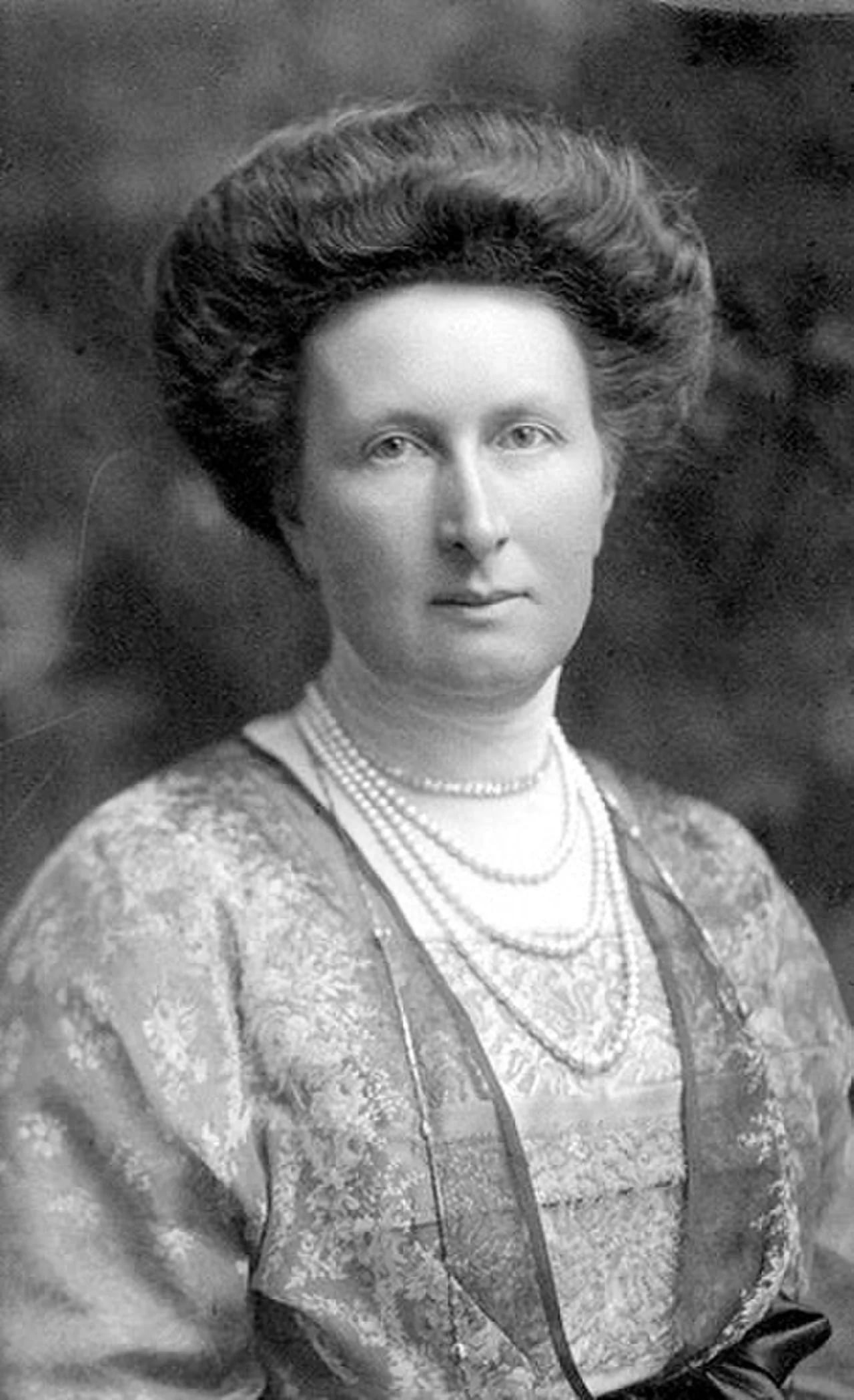Portrait of Elisabeth Alexandrine von Mecklenburg-Schwerin (1869–1955) – memorial page