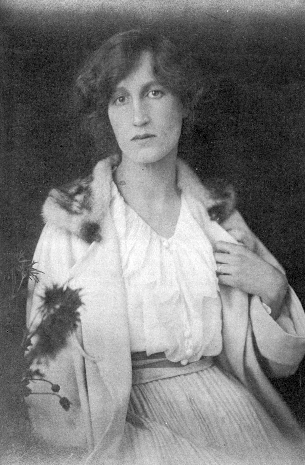 Portrait of Violet Bonham Carter (1887–1969) – memorial page
