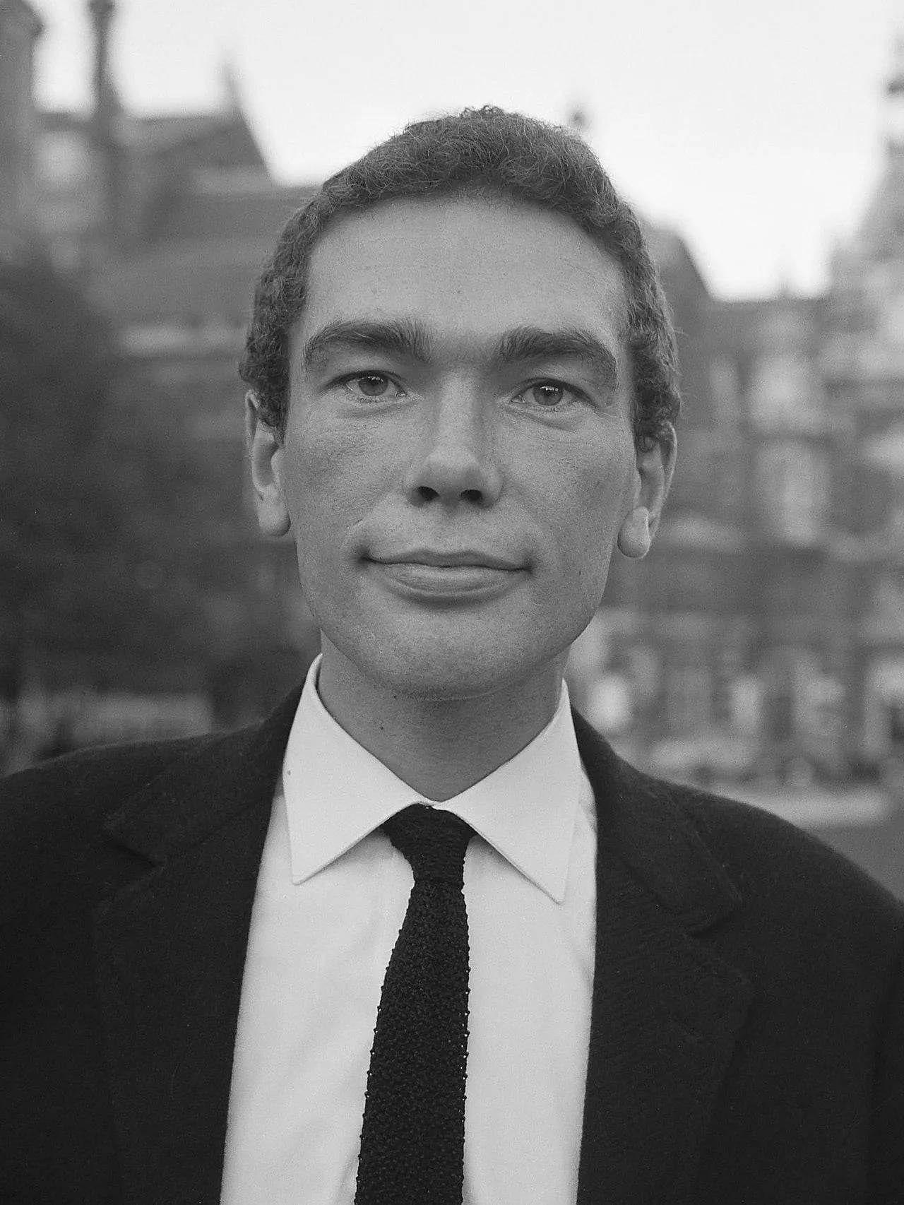 Portrait of Guus Vleugel (1932–1998) – memorial page