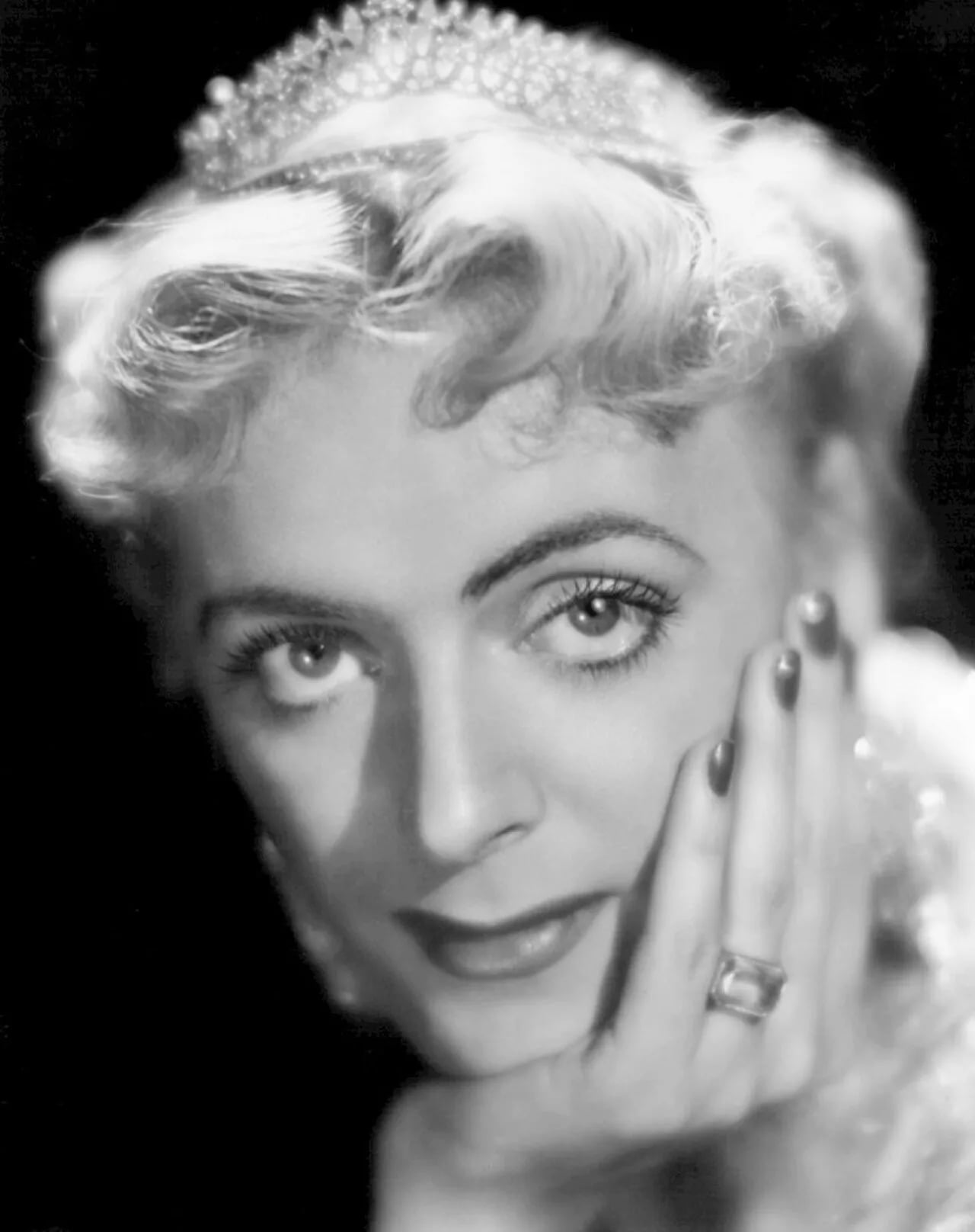 Porträt von Christine Jorgensen (1926–1989) – Gedenkseite