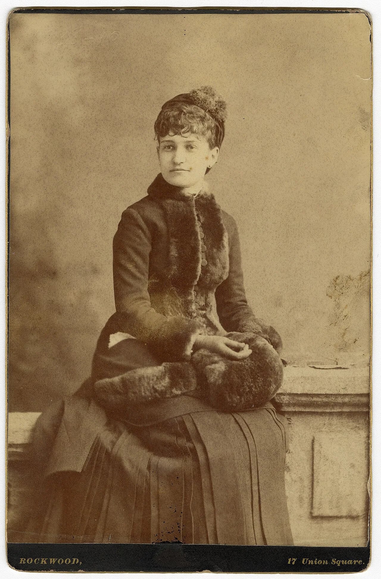 Portrait of Mary Harrison McKee (1858–1930) – memorial page