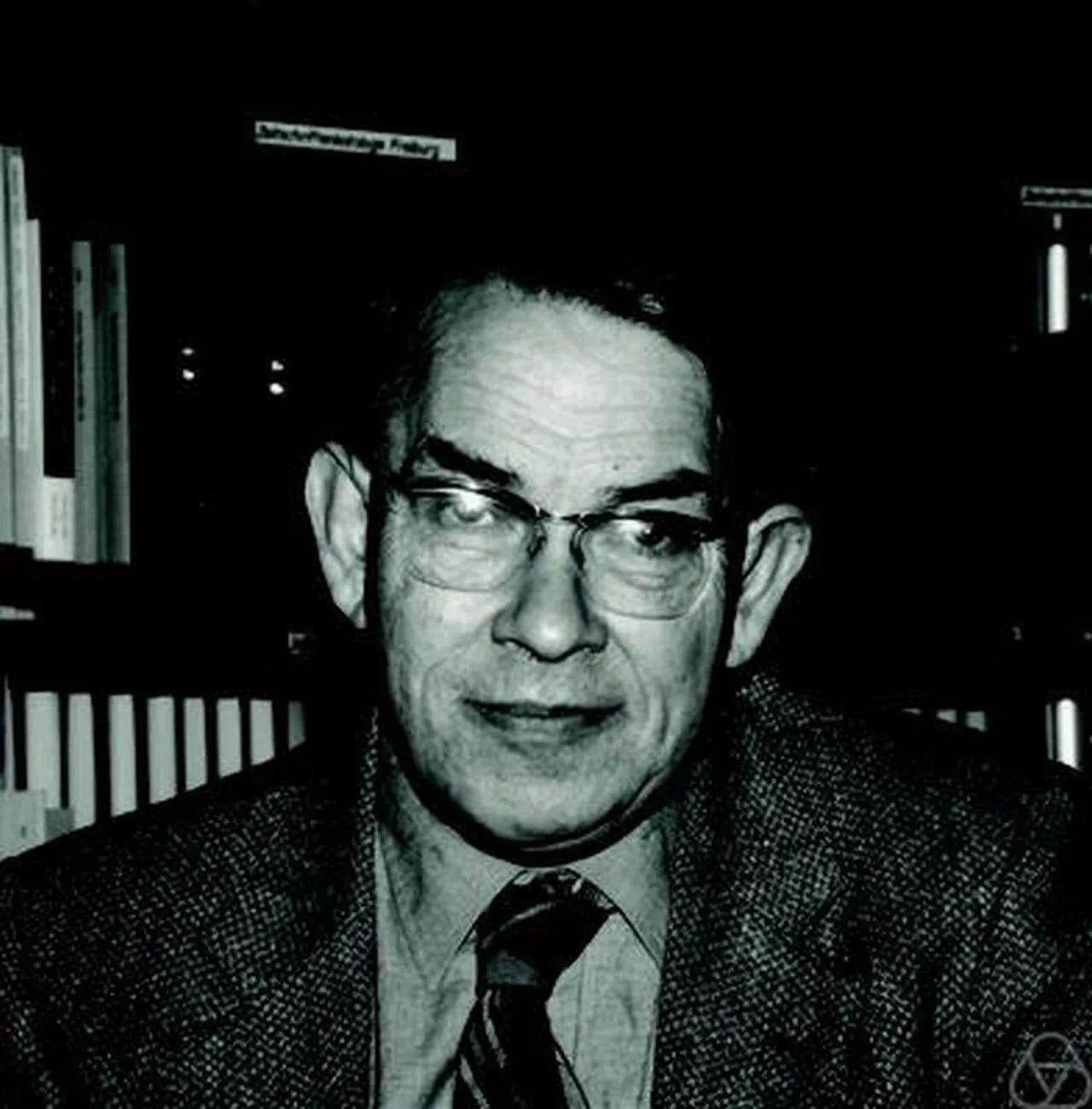 Portrait of Walter Hayman (1926–2020) – memorial page