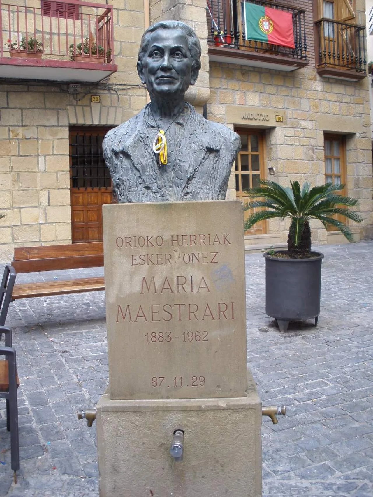Portrait of Maria Francisca Marcelina Camino Arregi (1883–1962) – memorial page