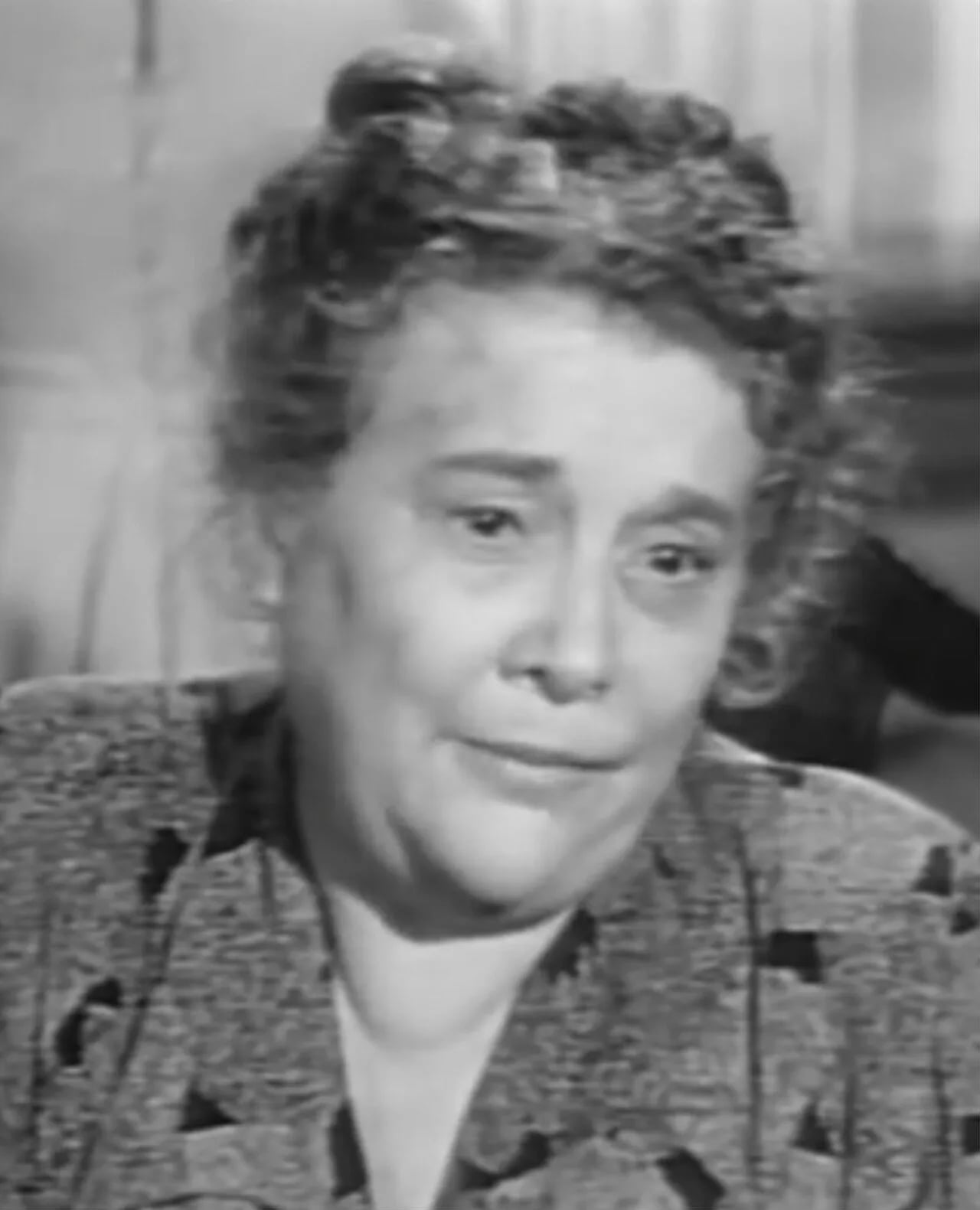 Portrait of Madge Blake (1899–1969) – memorial page