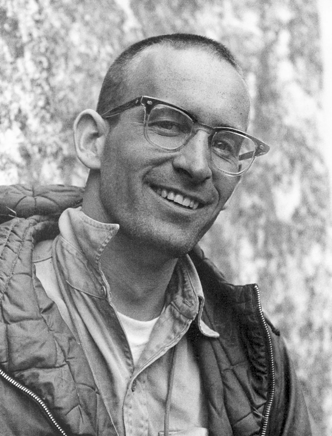 Porträt von Royal Robbins (1935–2017) – Gedenkseite