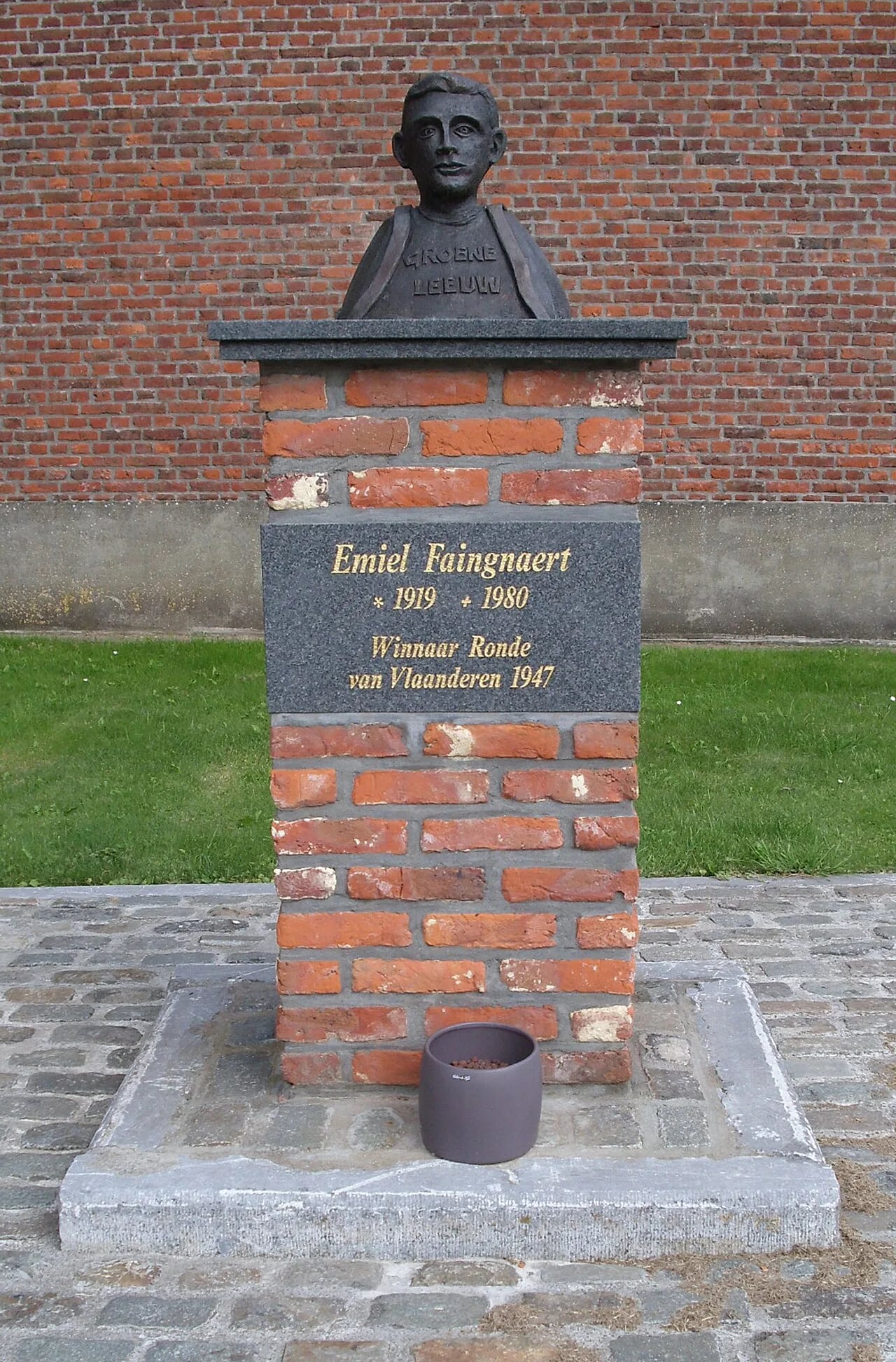 Porträt von Emiel Faingnaert (1919–1980) – Gedenkseite