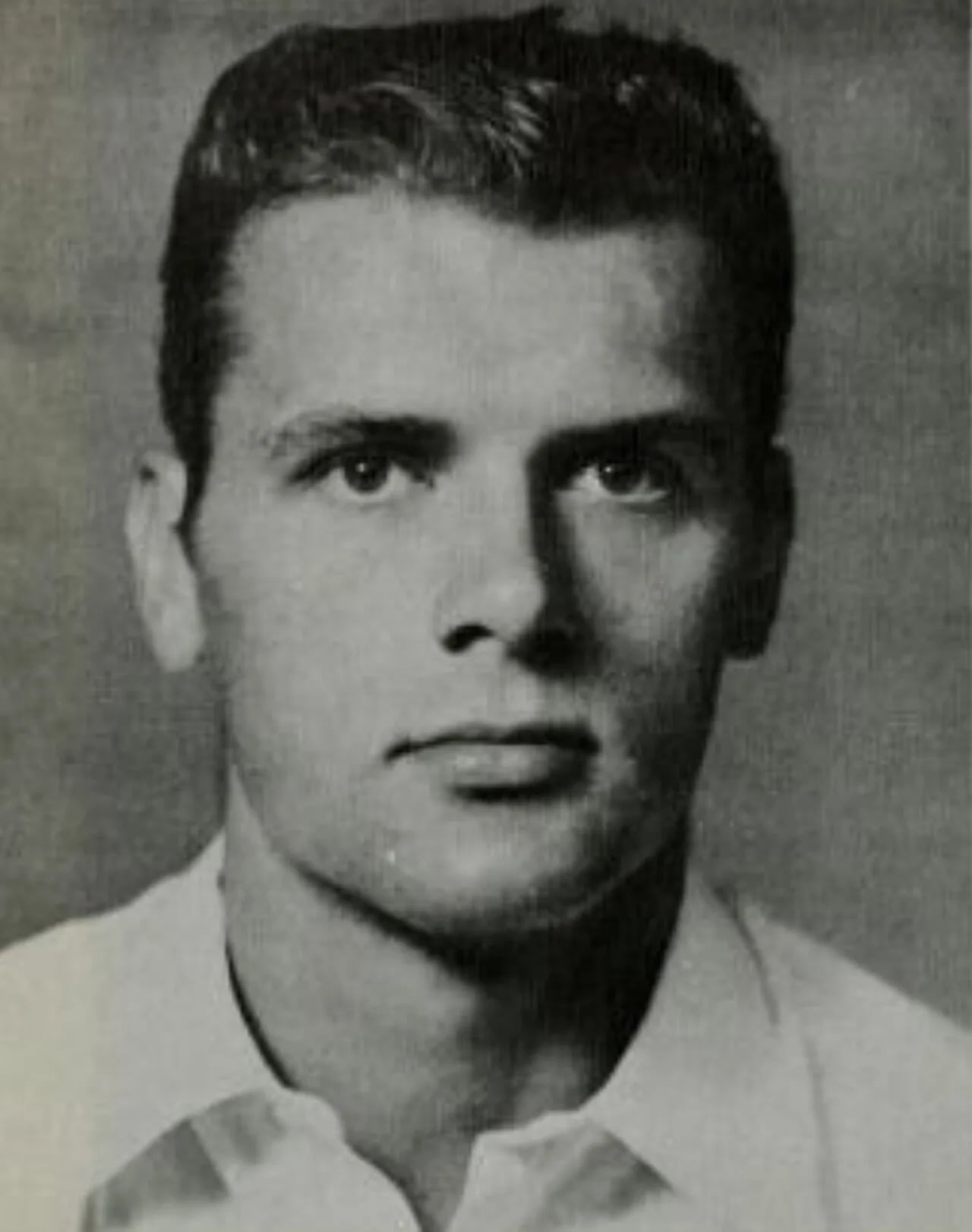 Porträt von Mel Hutchins (1928–2018) – Gedenkseite