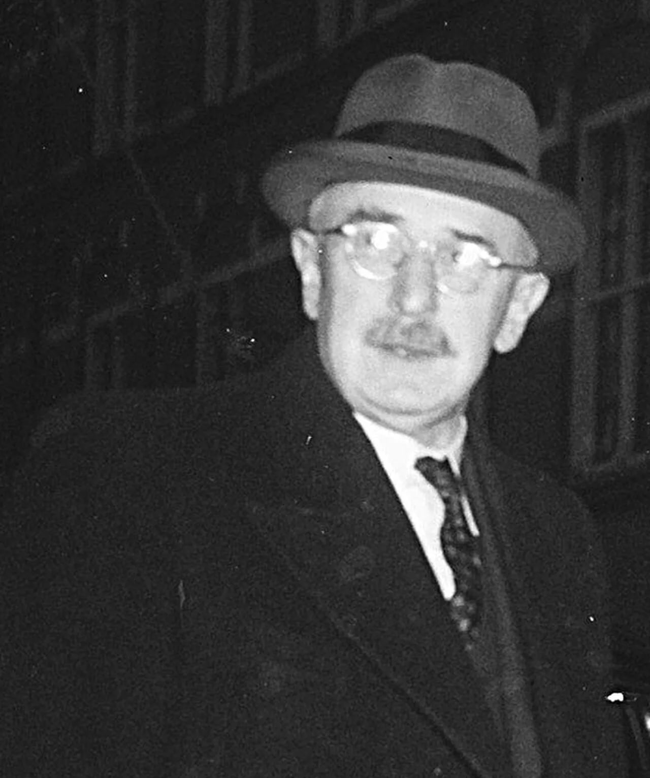 Porträt von Eugène Auguste Collart (1890–1978) – Gedenkseite