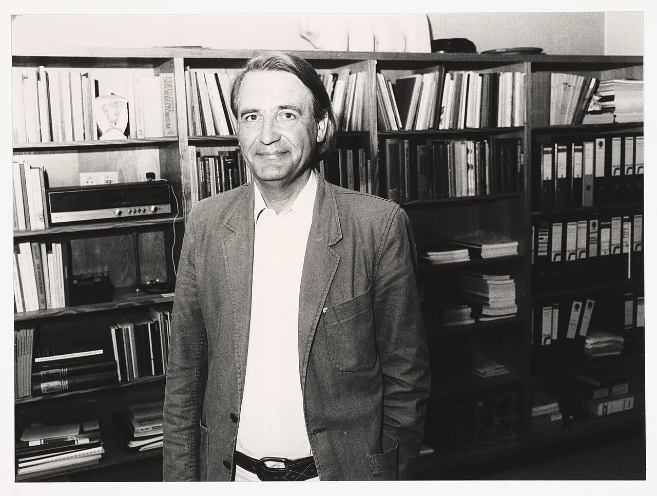 Porträt von Eylard van Hall (1934–2020) – Gedenkseite