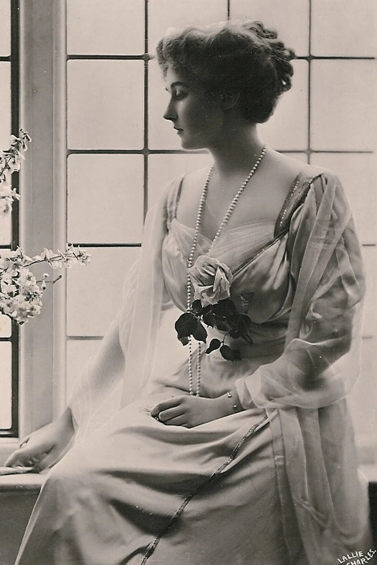 Porträt von Patricia of Connaught (1886–1974) – Gedenkseite