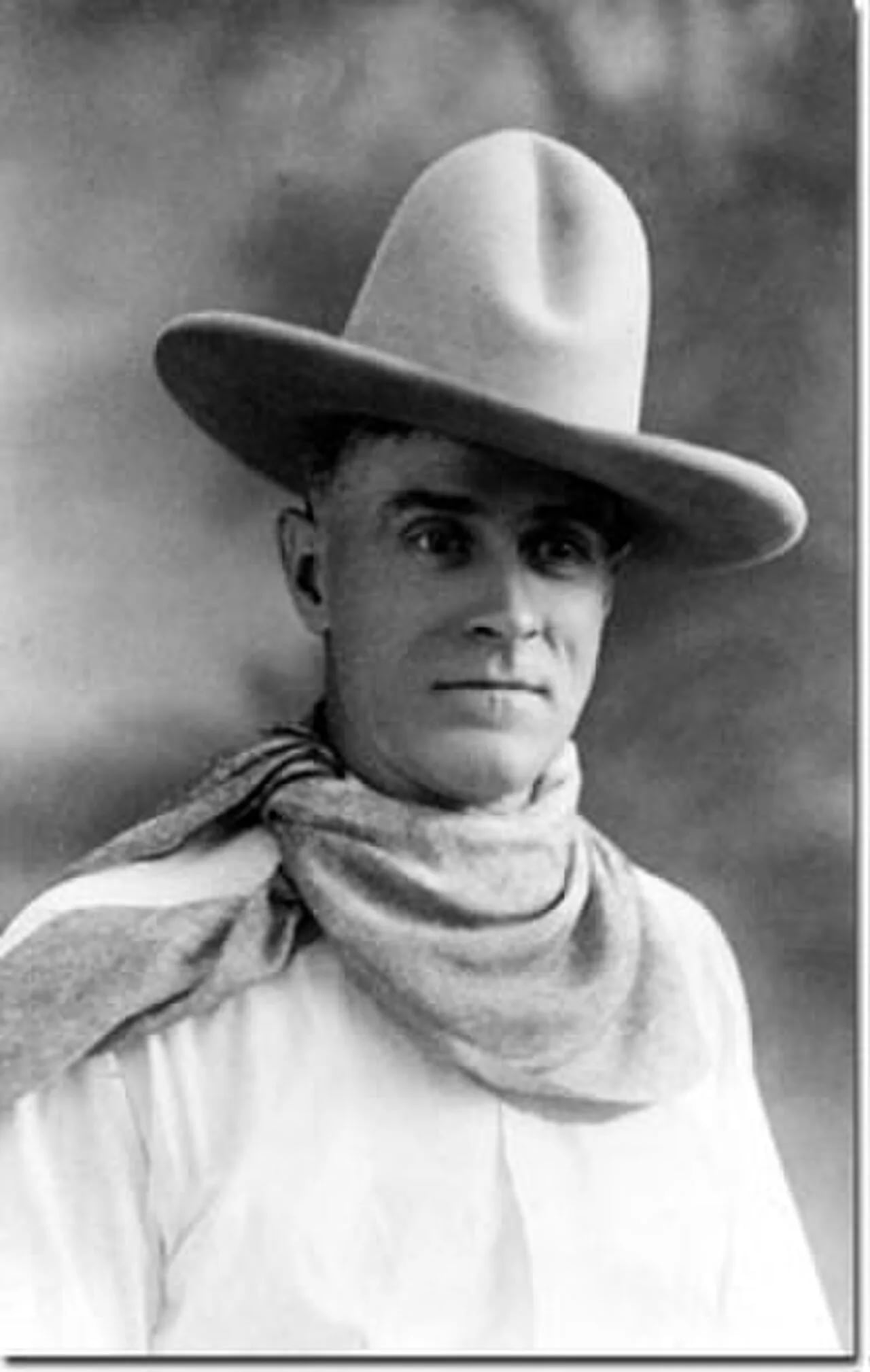 Portrait of Frank Hopkins (1865–1951) – memorial page