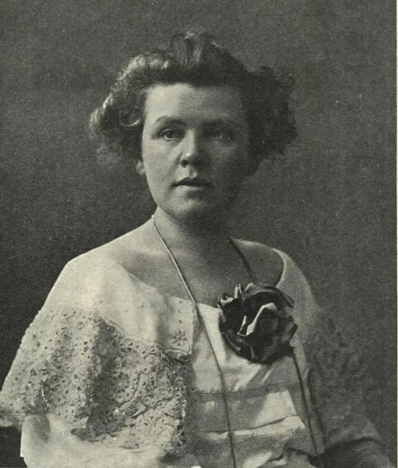 Portrait of Annie Frykholm (1872–1955) – memorial page
