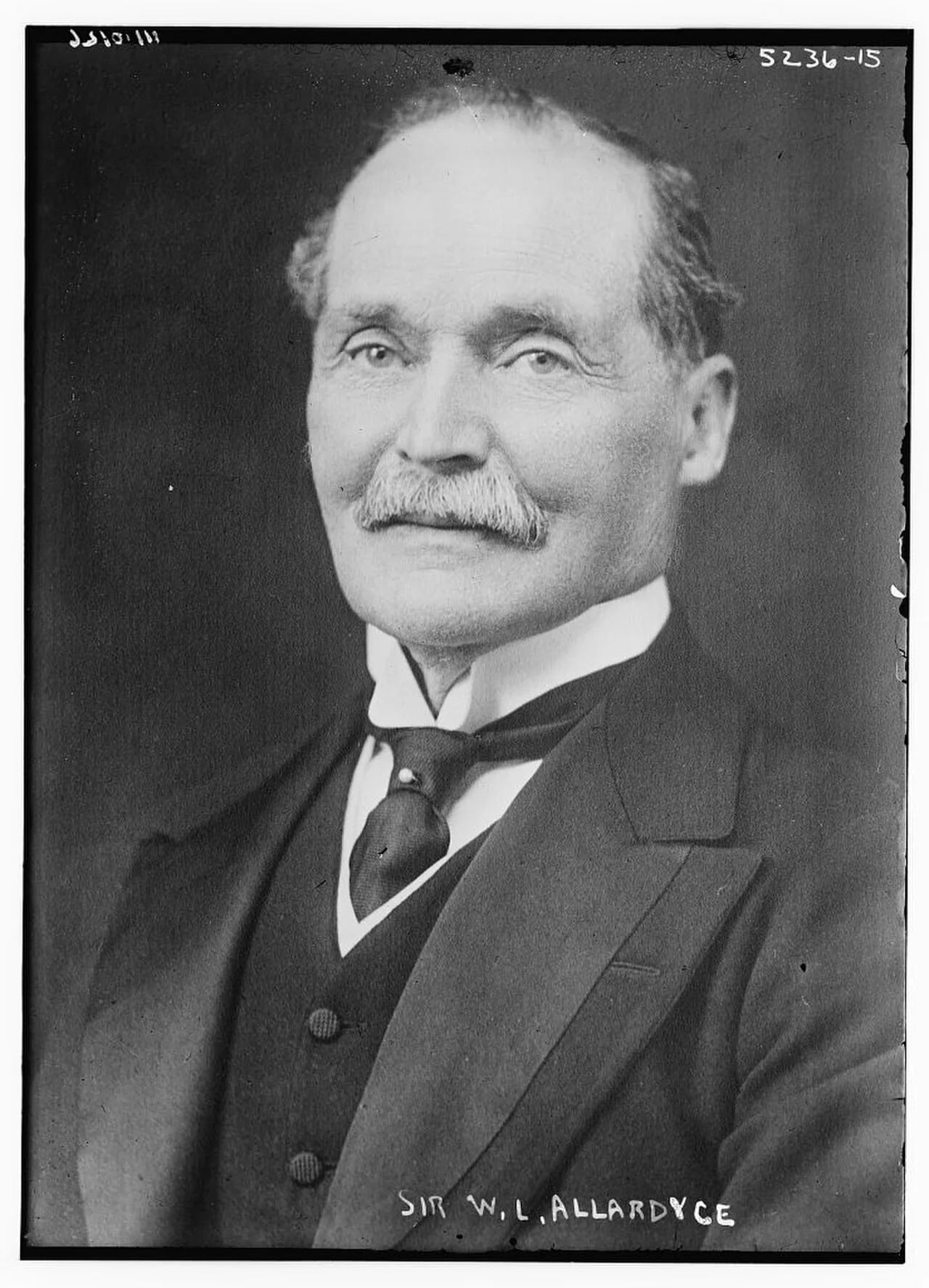Portrait of William Allardyce (1861–1930) – memorial page