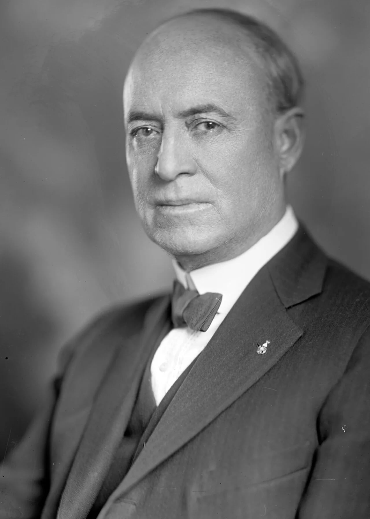 Porträt von William Augustus Ayres (1867–1952) – Gedenkseite