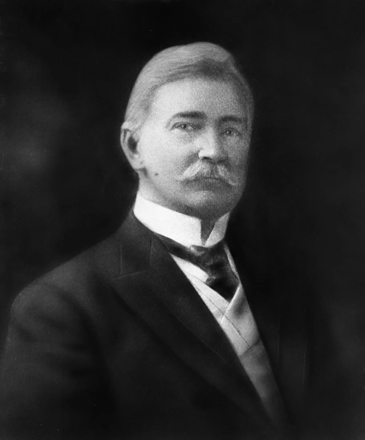 Portrait of William Bailey Lamar (1853–1928) – memorial page