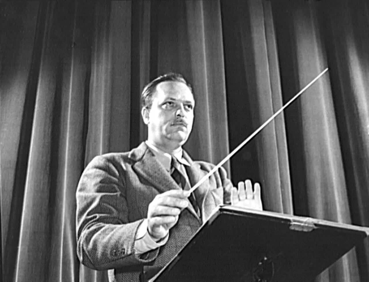 Portrait of Leith Stevens (1909–1970) – memorial page