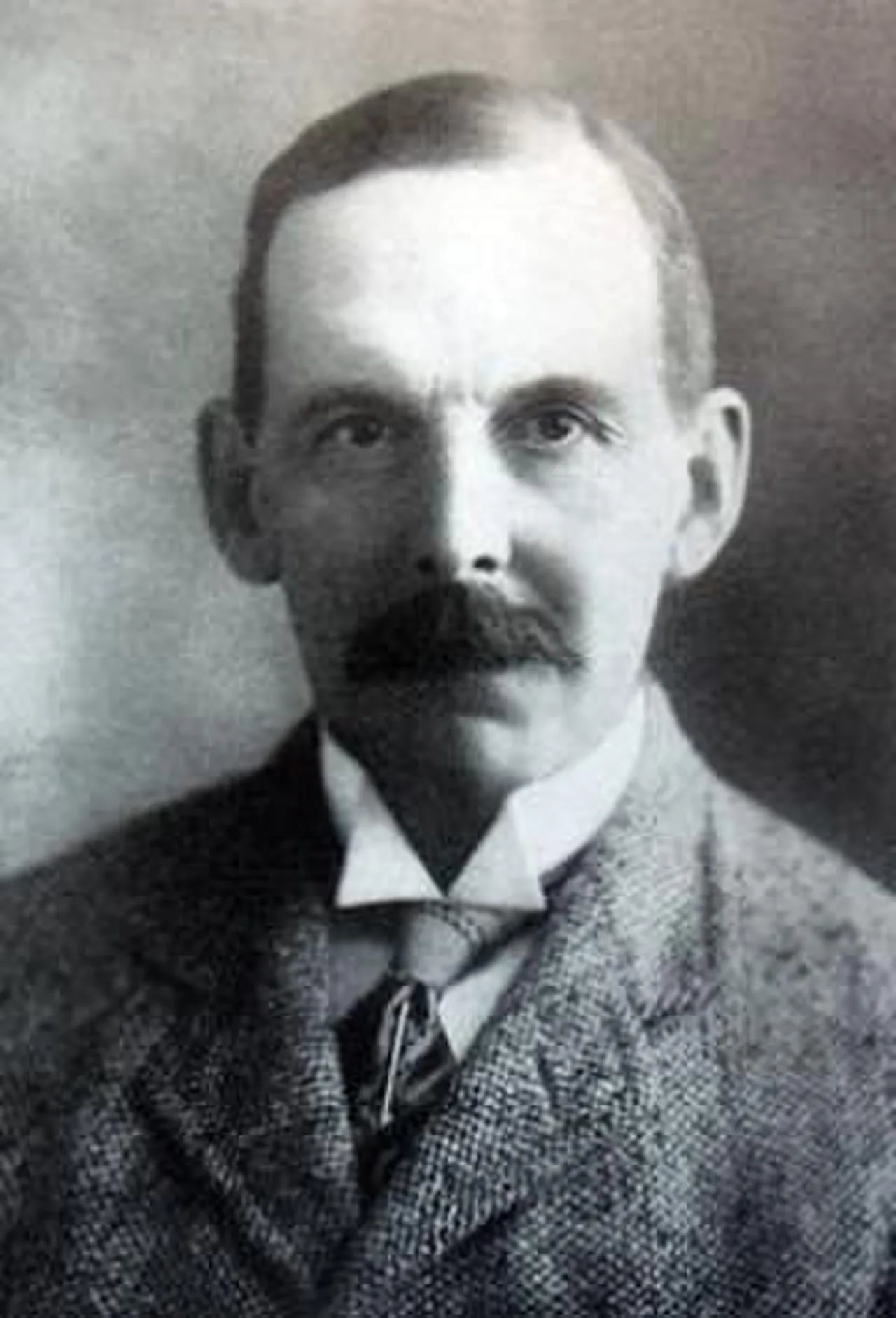 Porträt von William Herbert Fowler (1856–1941) – Gedenkseite