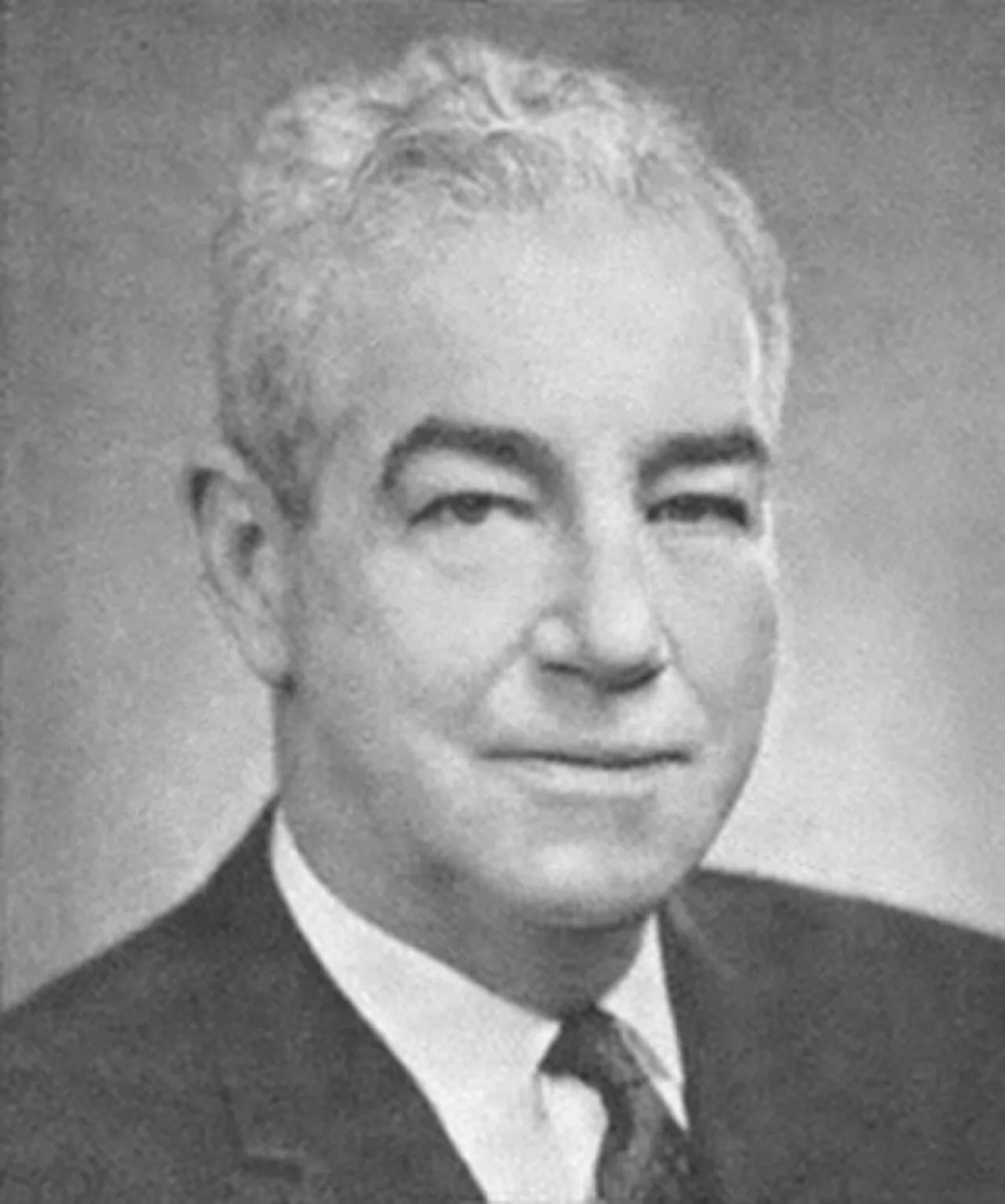 Portrait of William Raleigh Hull (1906–1977) – memorial page