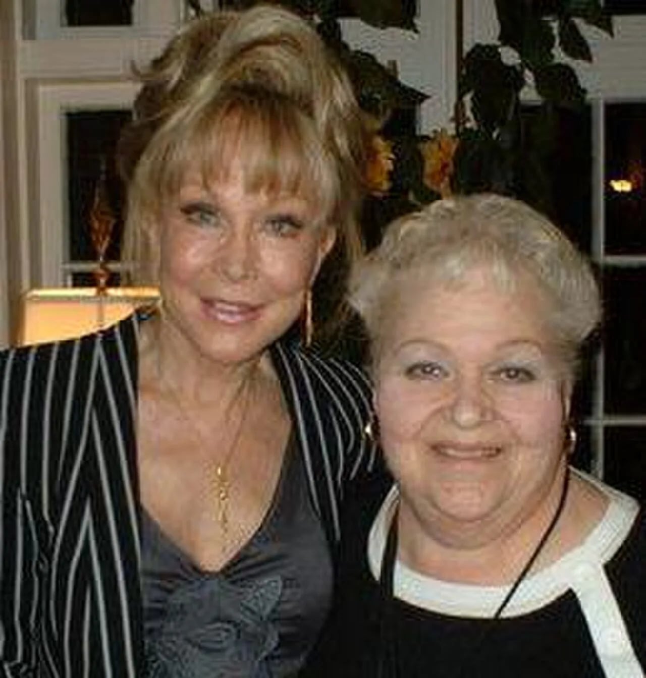 Portrait of Marilyn Borden (1932–2009) – memorial page