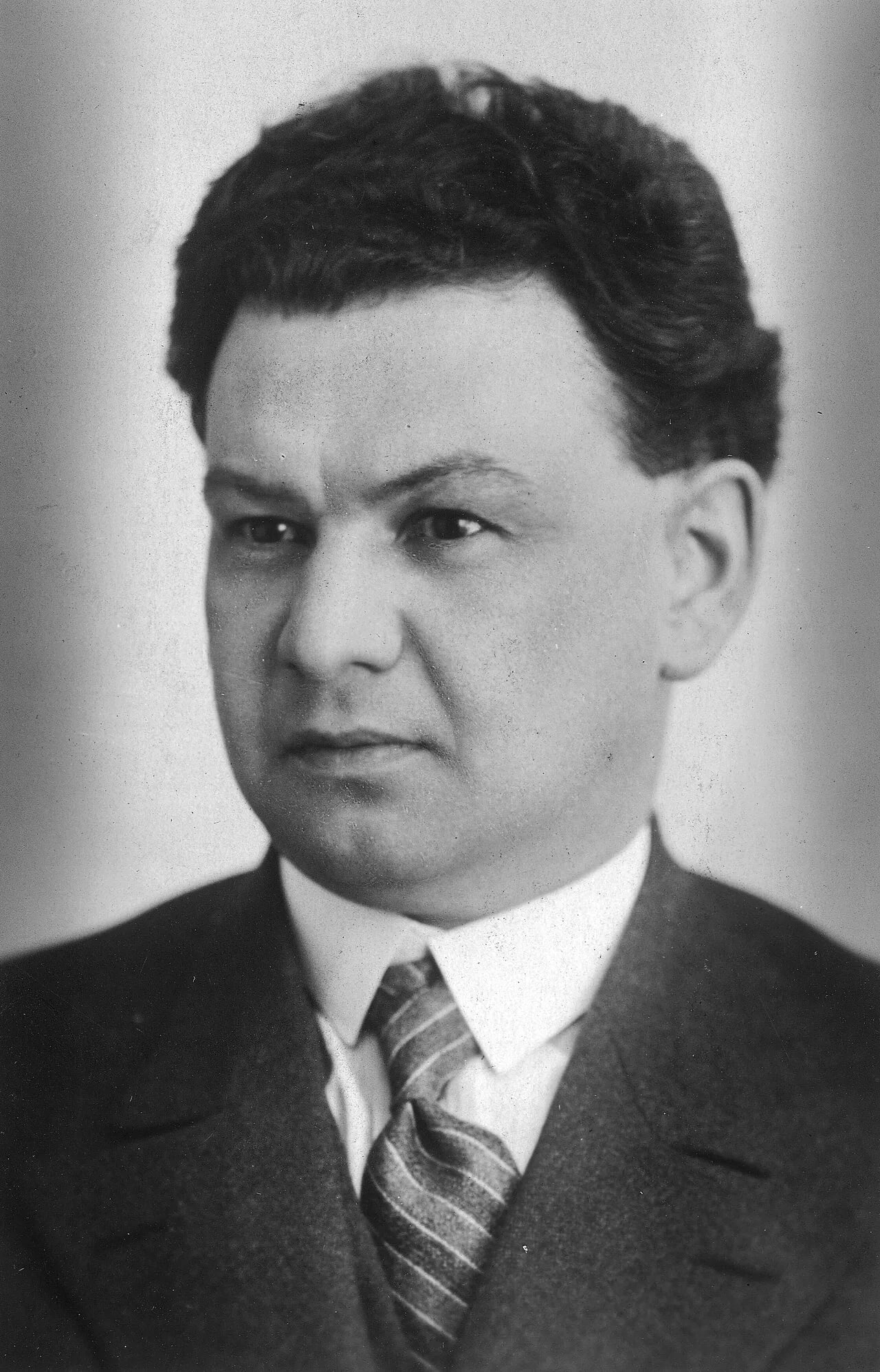 Porträt von Evžen Štern (1889–1942) – Gedenkseite