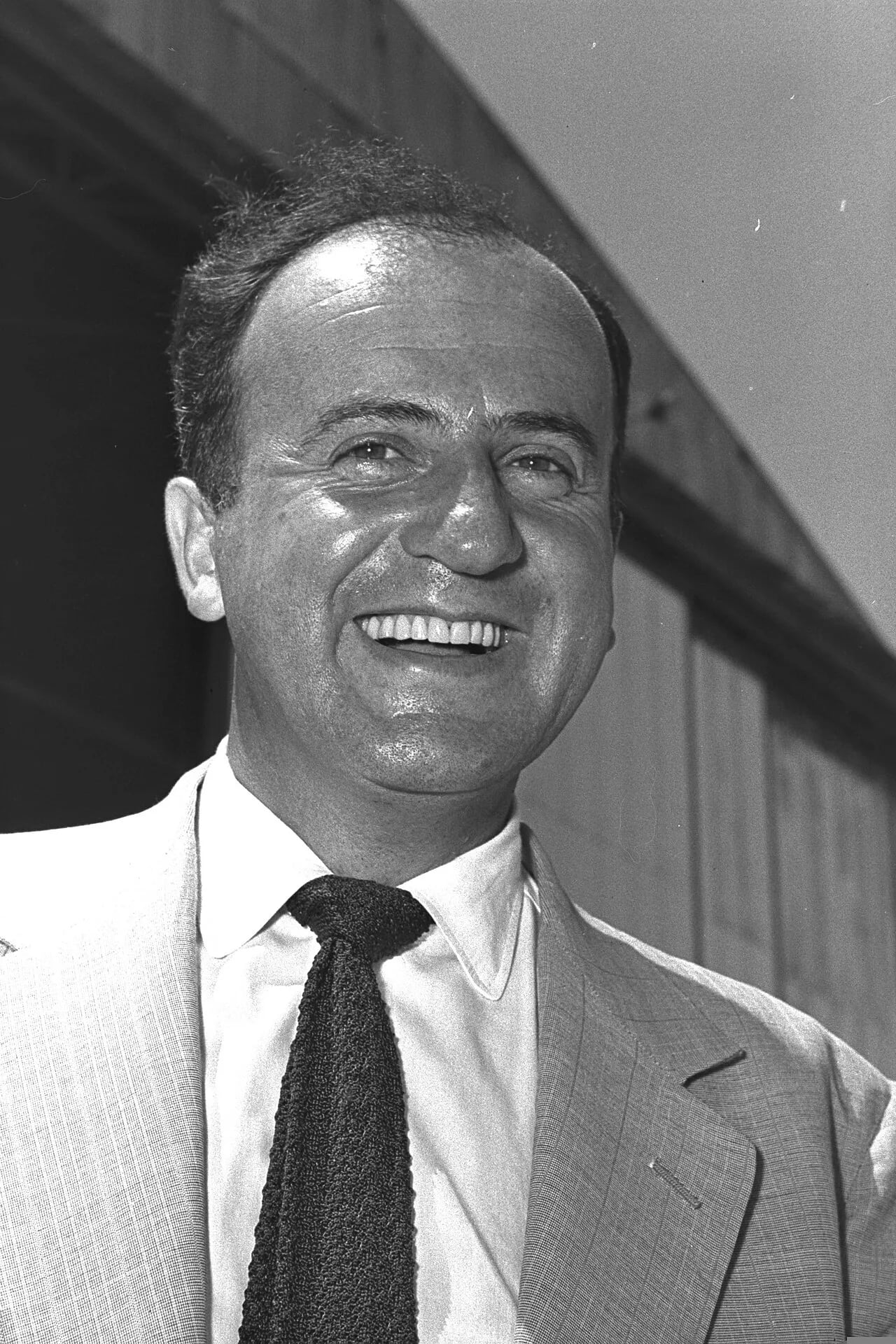 Portrait of Al Schwimmer (1917–2011) – memorial page