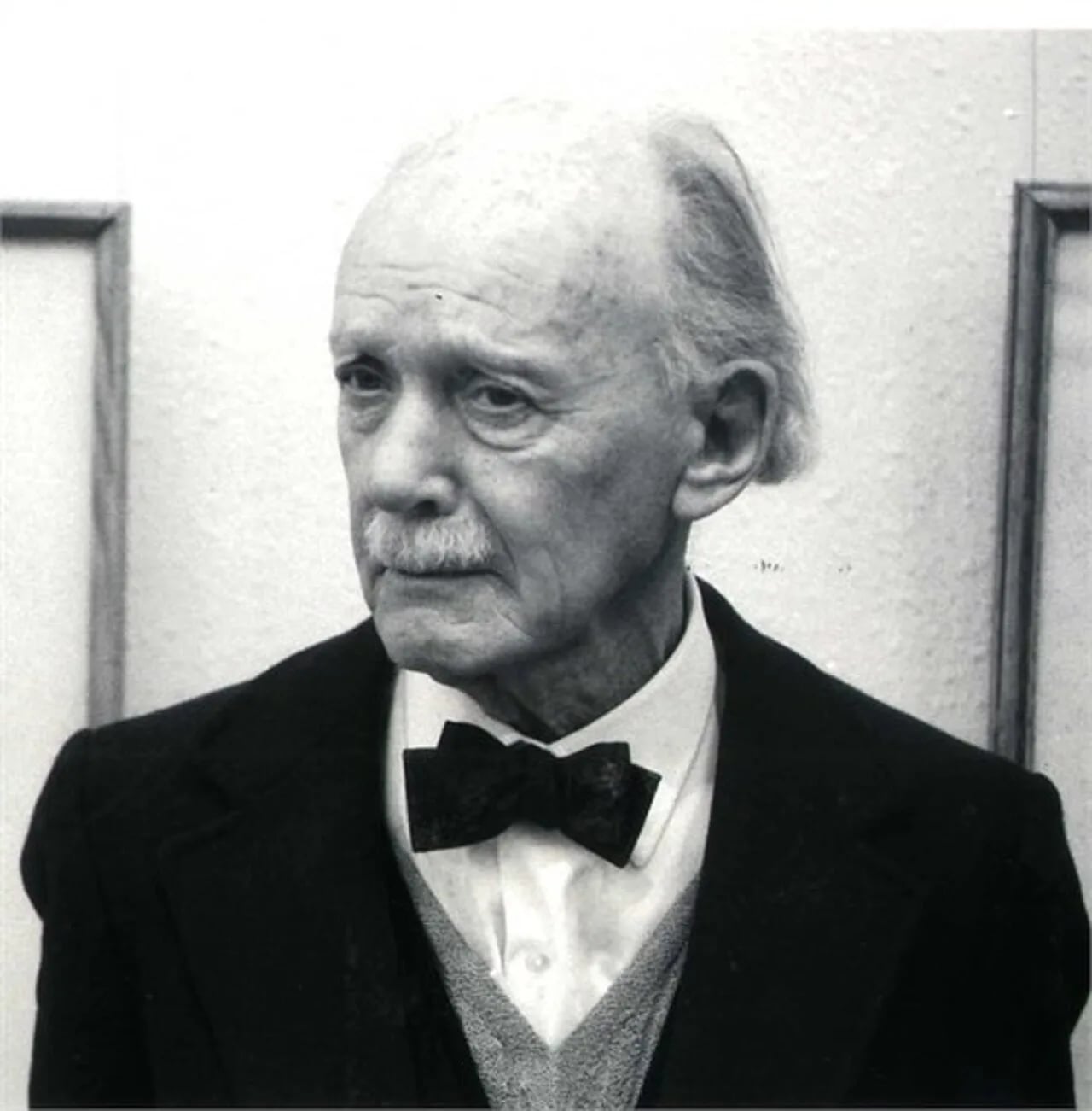 Portrait of Henrik Ripszám (1889–1976) – memorial page
