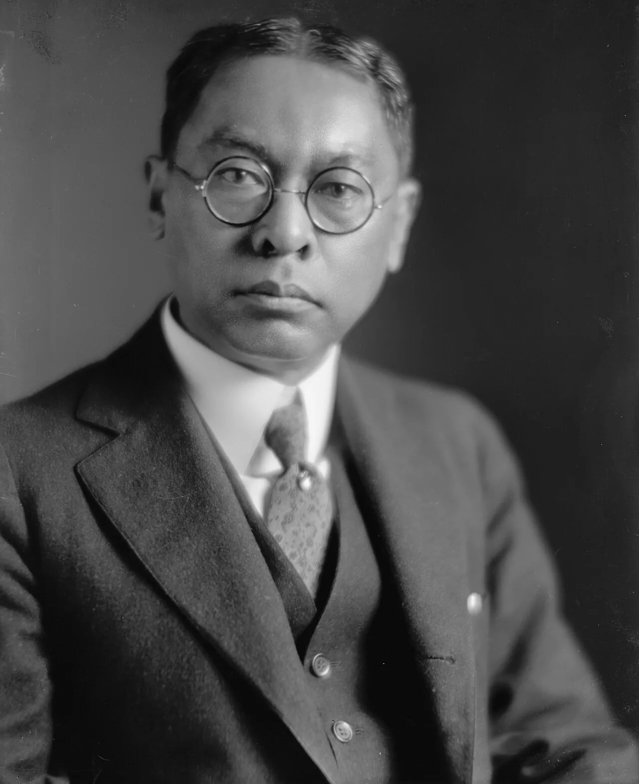 Portrait of Jaime C. de Veyra (1873–1963) – memorial page
