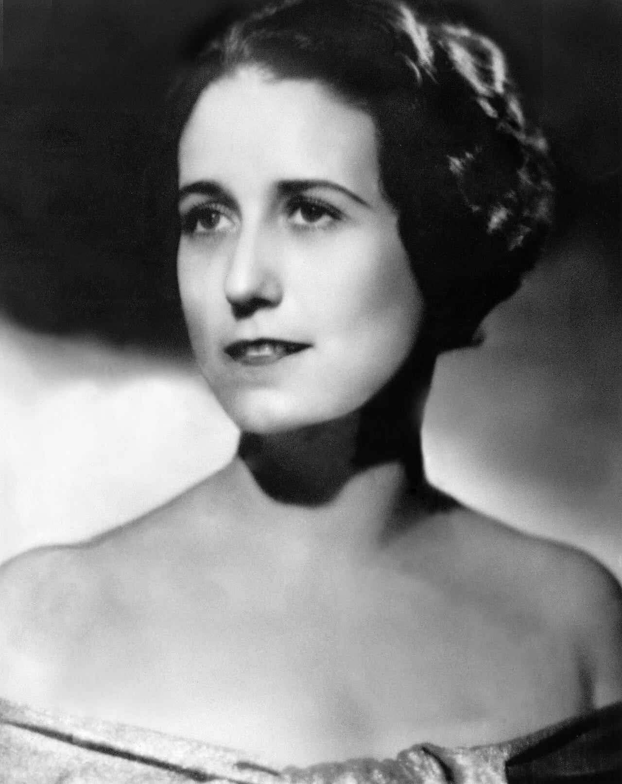 Portrait of Katharine Byron (1903–1976) – memorial page