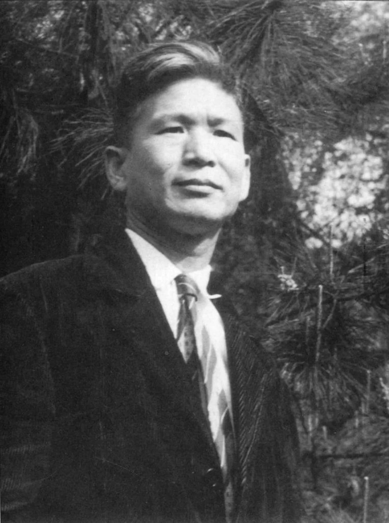 Portrait of Yin Haiguang (1919–1969) – memorial page