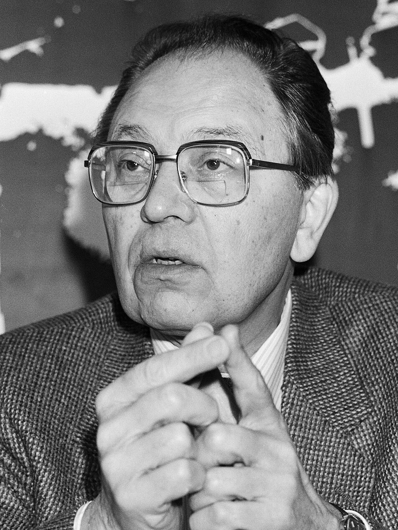 Portrait of Georges Debunne (1918–2008) – memorial page