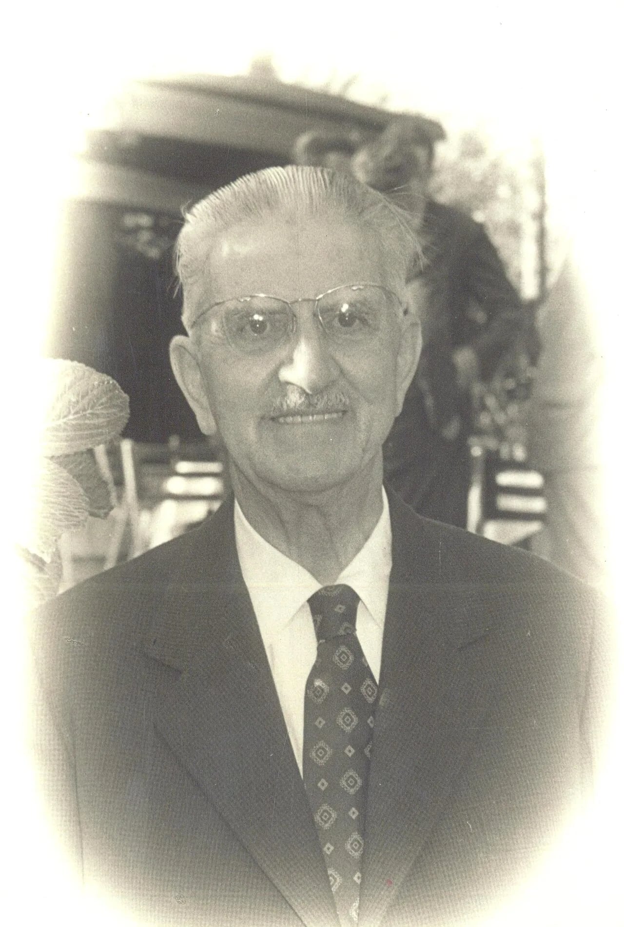 Porträt von Ramon d'Abadal i de Vinyals (1888–1970) – Gedenkseite