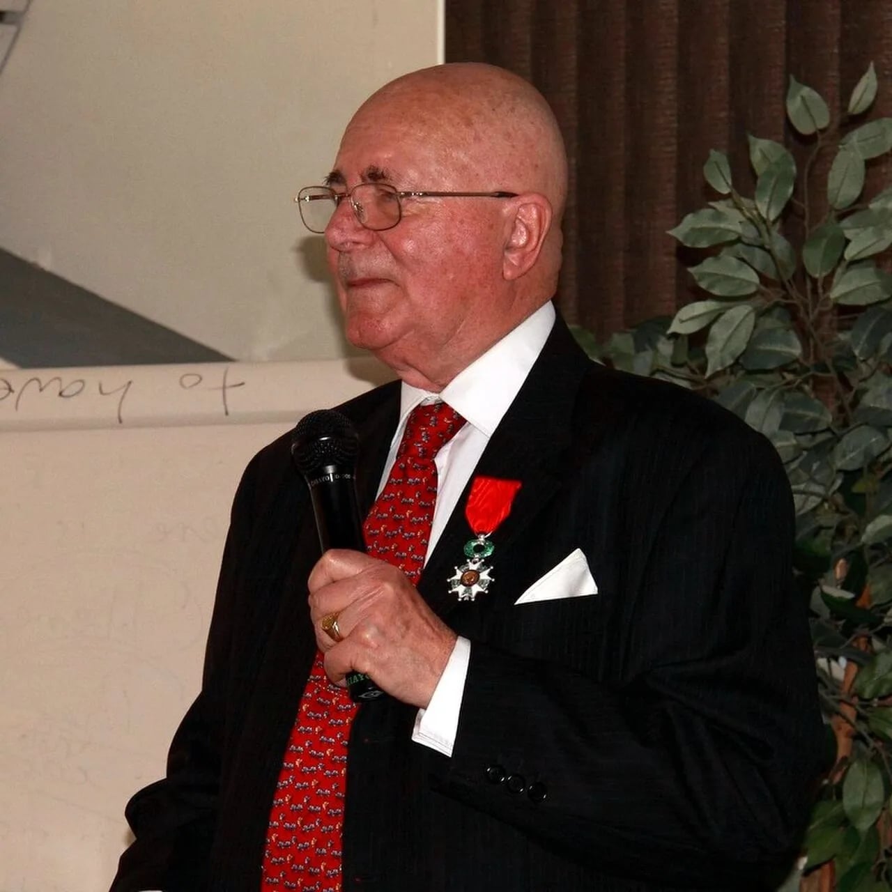 Porträt von Paul Couteau (1923–2014) – Gedenkseite