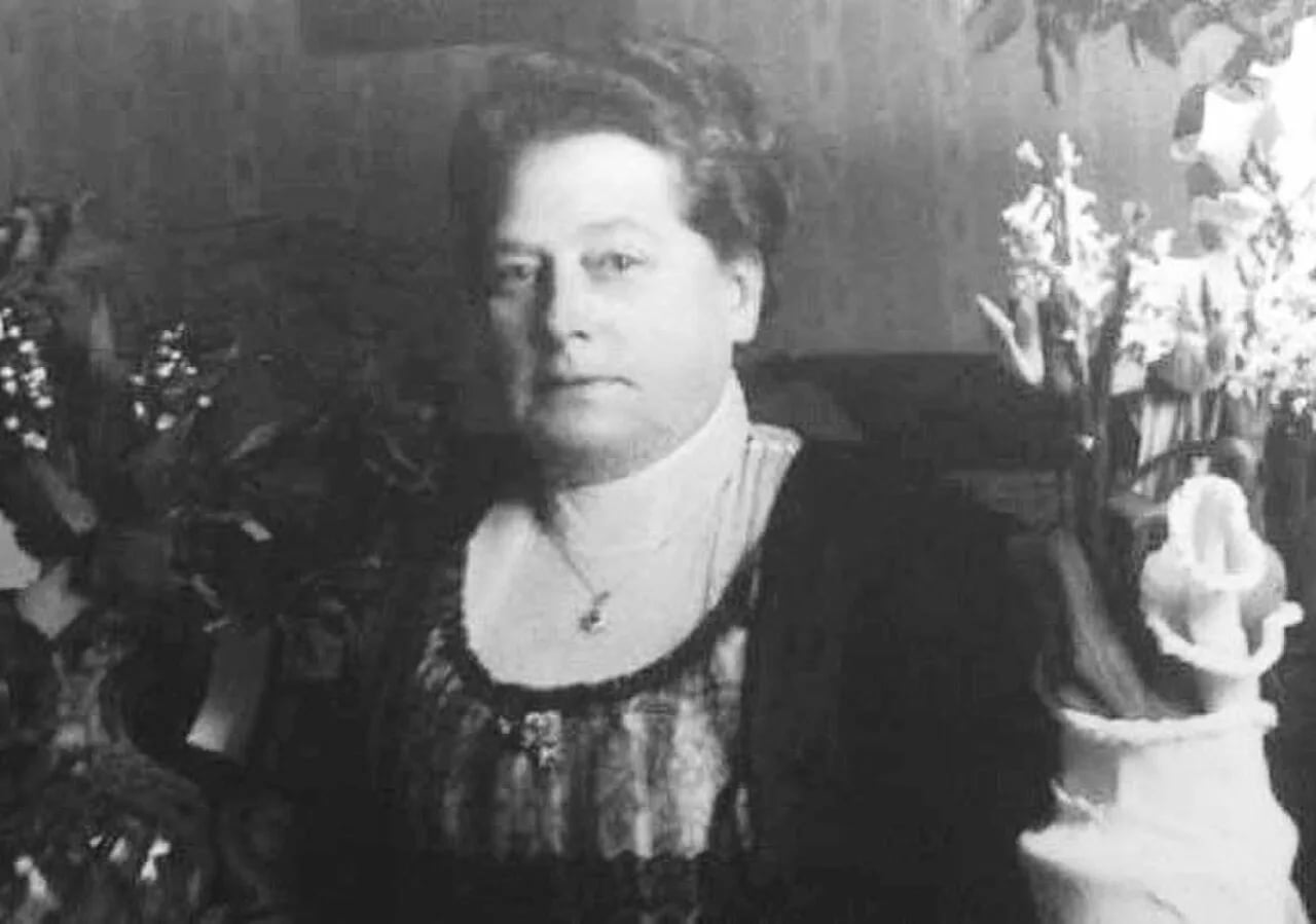Portrait of Augusta Andersson (1857–1938) – memorial page