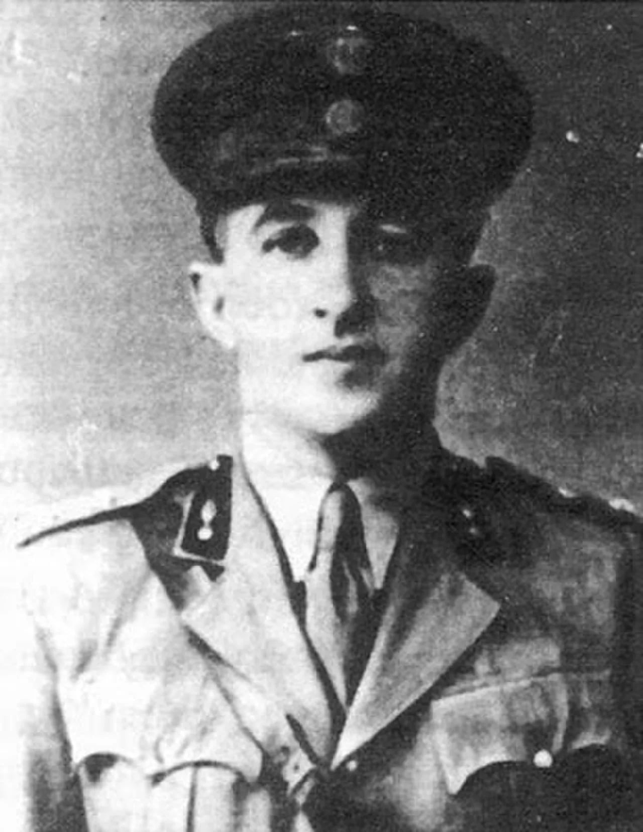 Portrait of Konstantinos Versis (1901–1941) – memorial page