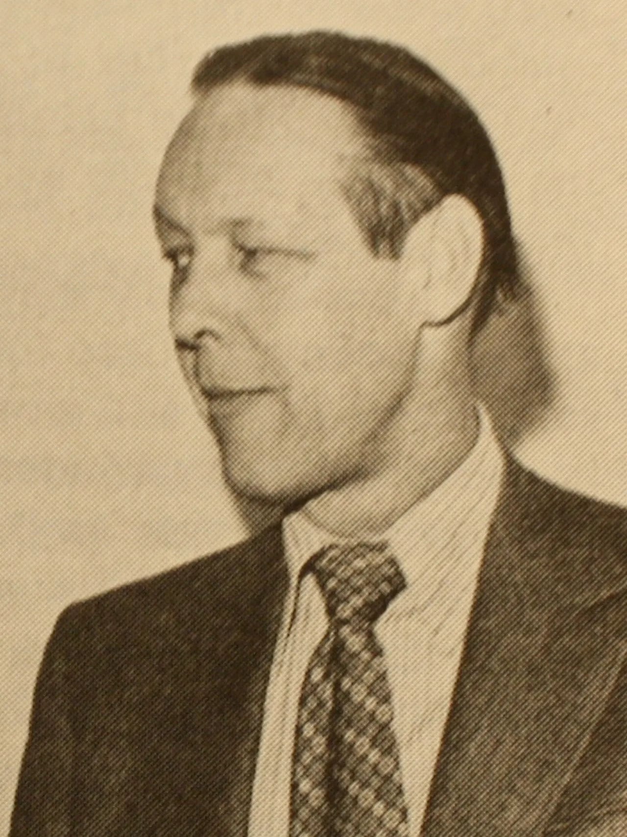 Portrait of John E. Corbally (1924–2004) – memorial page