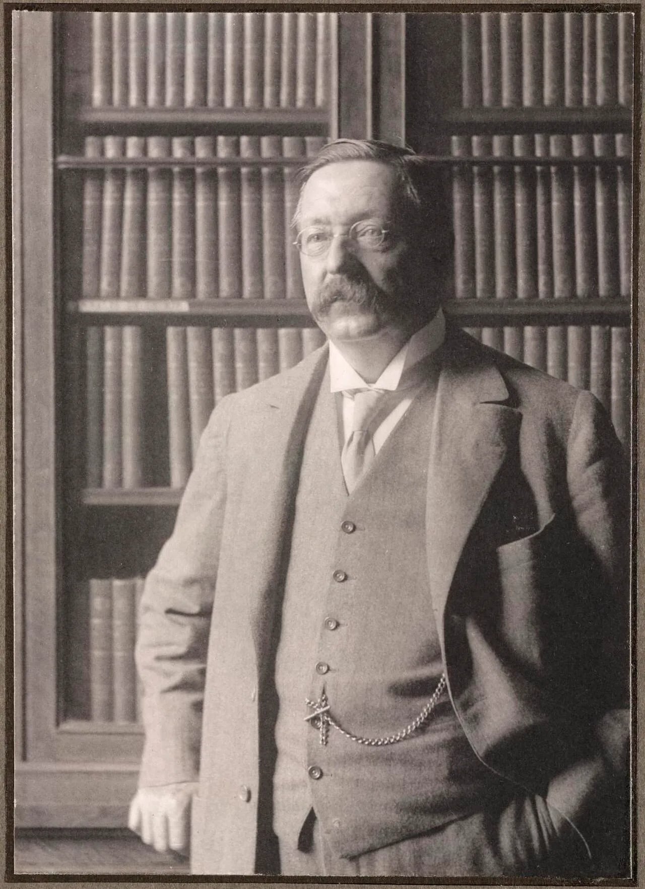 Porträt von William Henry Perkin junior (1860–1929) – Gedenkseite