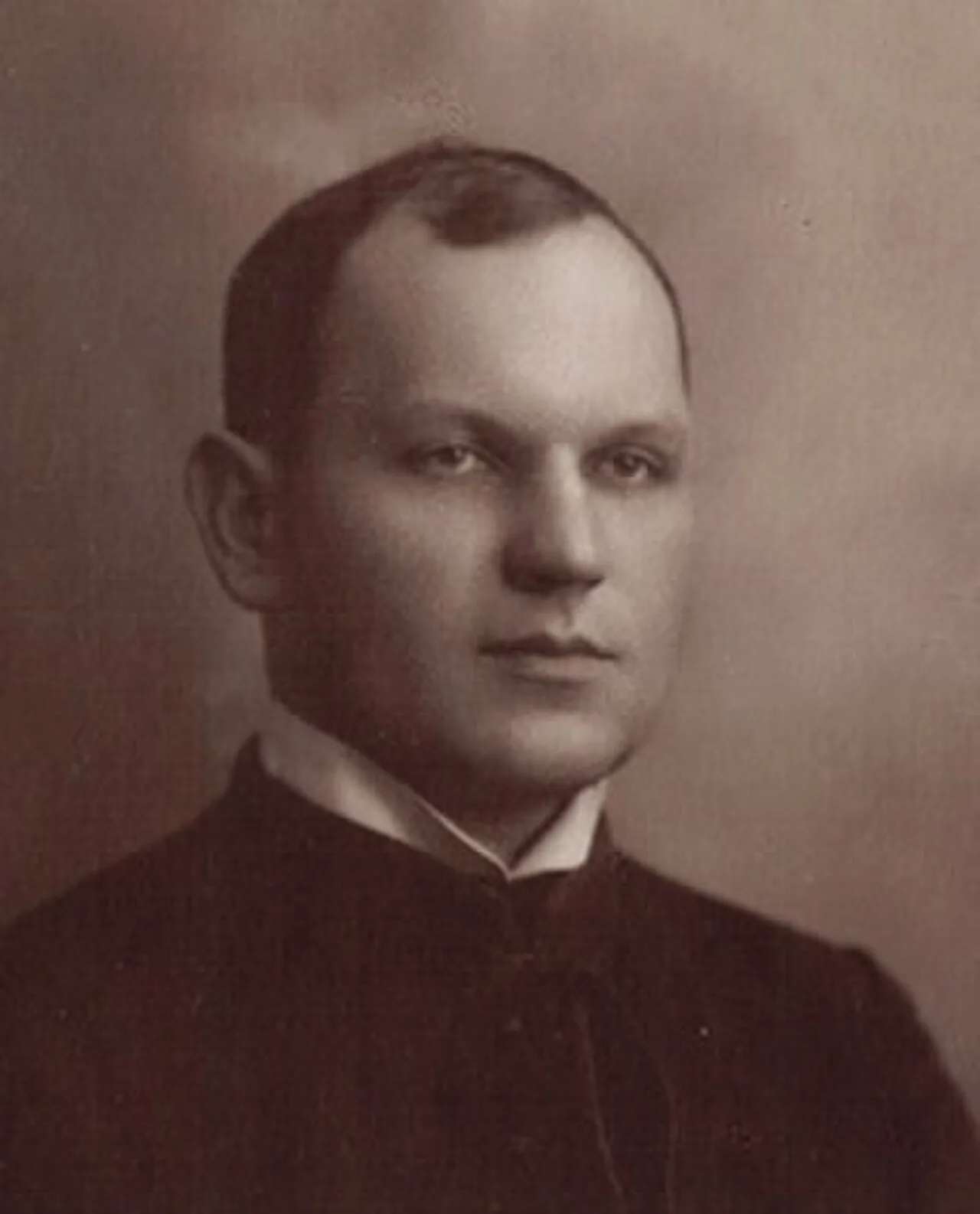 Porträt von Vincent Hadleŭski (1888–1942) – Gedenkseite