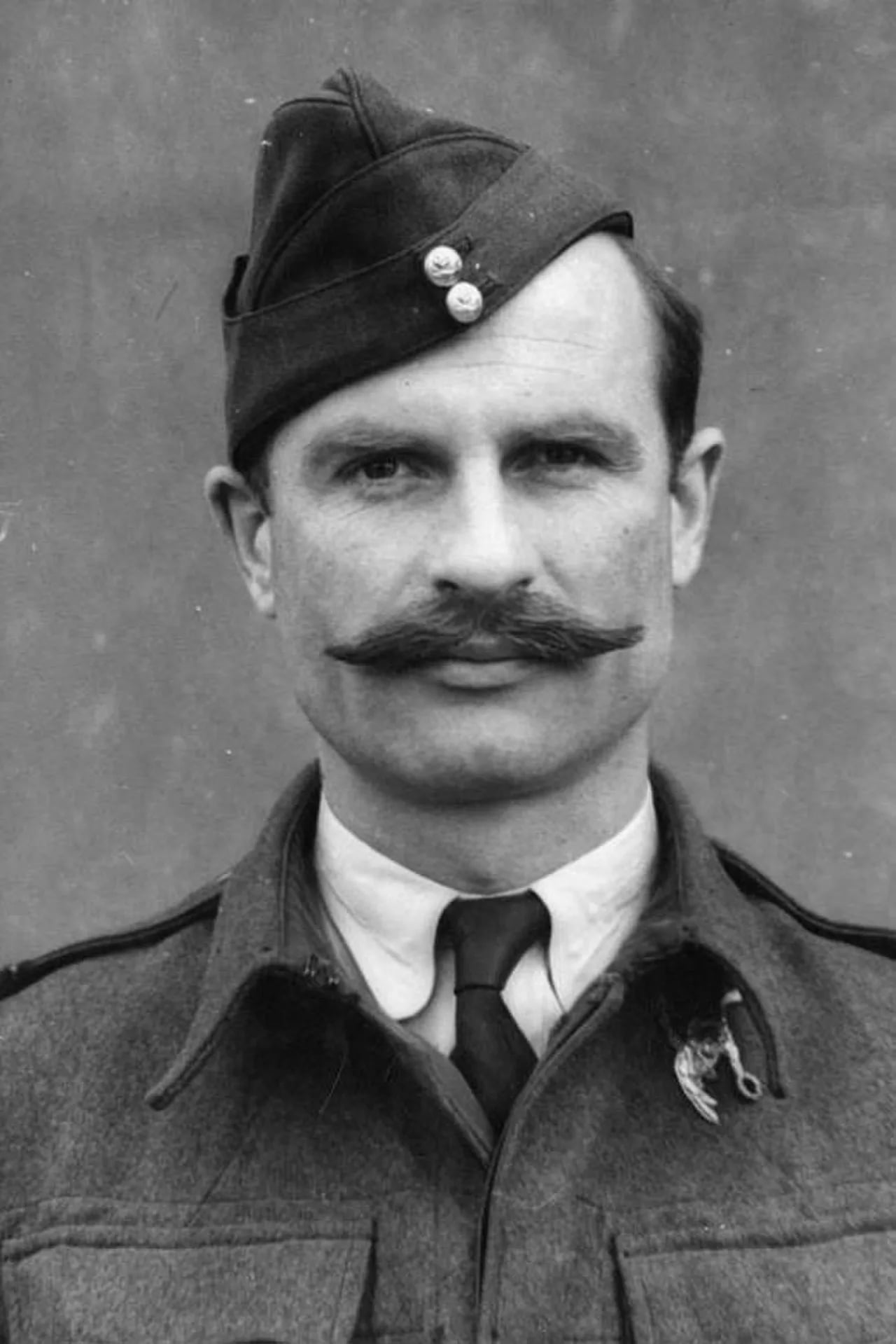 Portrait of Piotr Ostaszewski (1910–1965) – memorial page