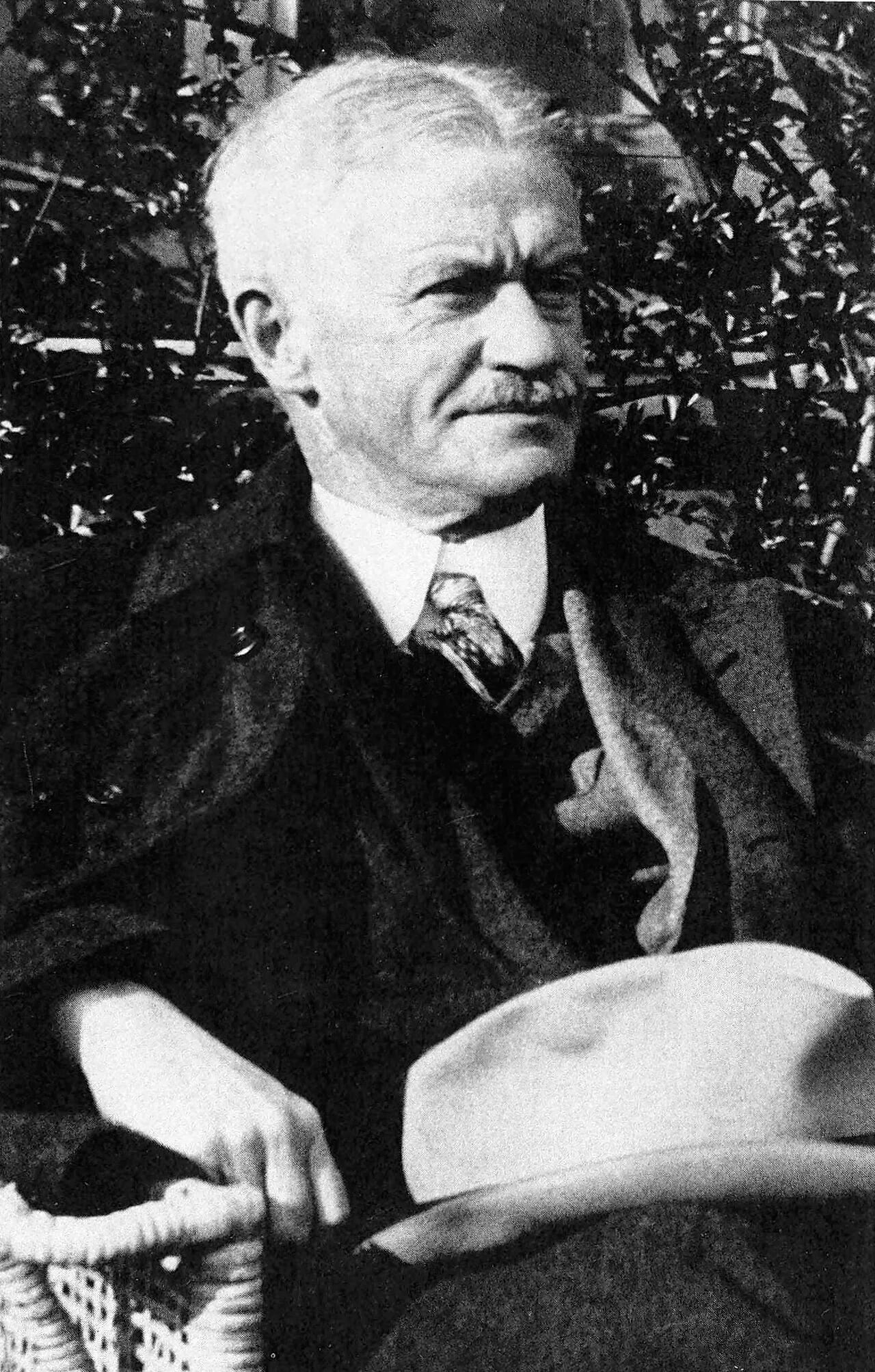 Portrait of Albert Jay Nock (1870–1945) – memorial page