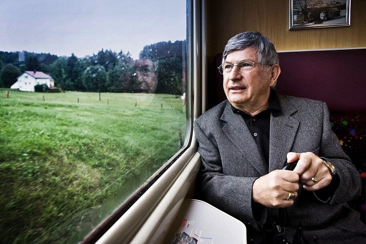 Portrait of Albert Manser (1937–2011) – memorial page