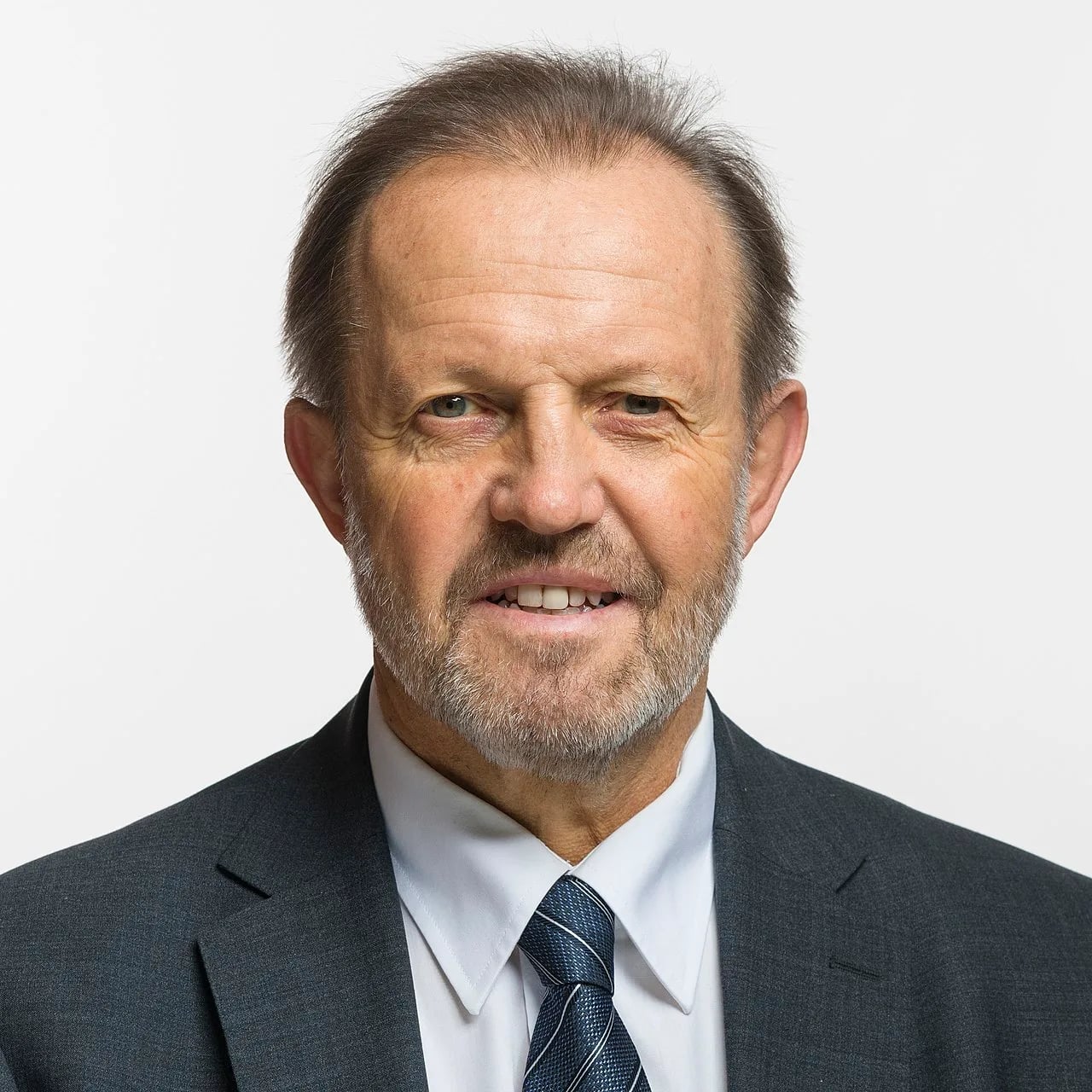 Portrait of Albert Vitali (1955–2020) – memorial page