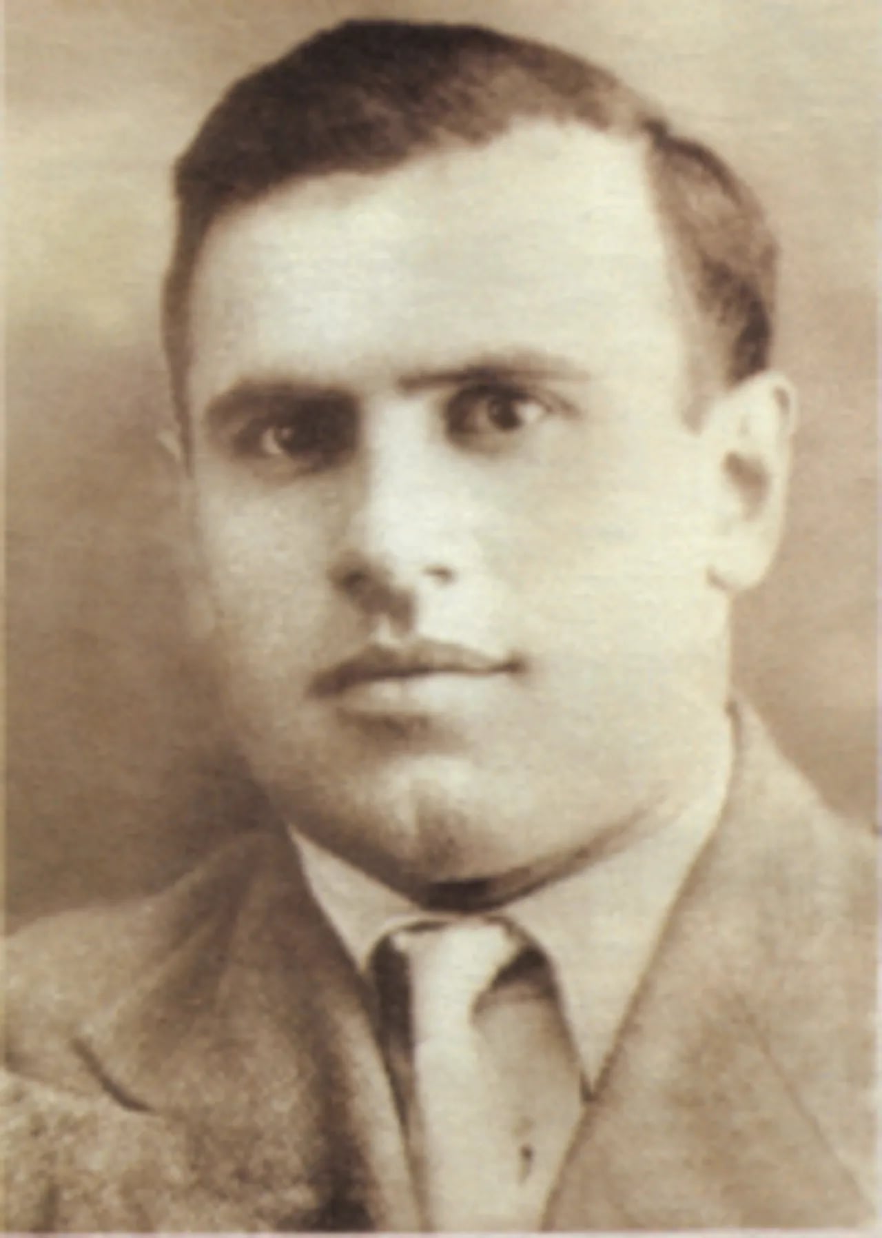 Portrait of Abdulla Aliş (1908–1944) – memorial page