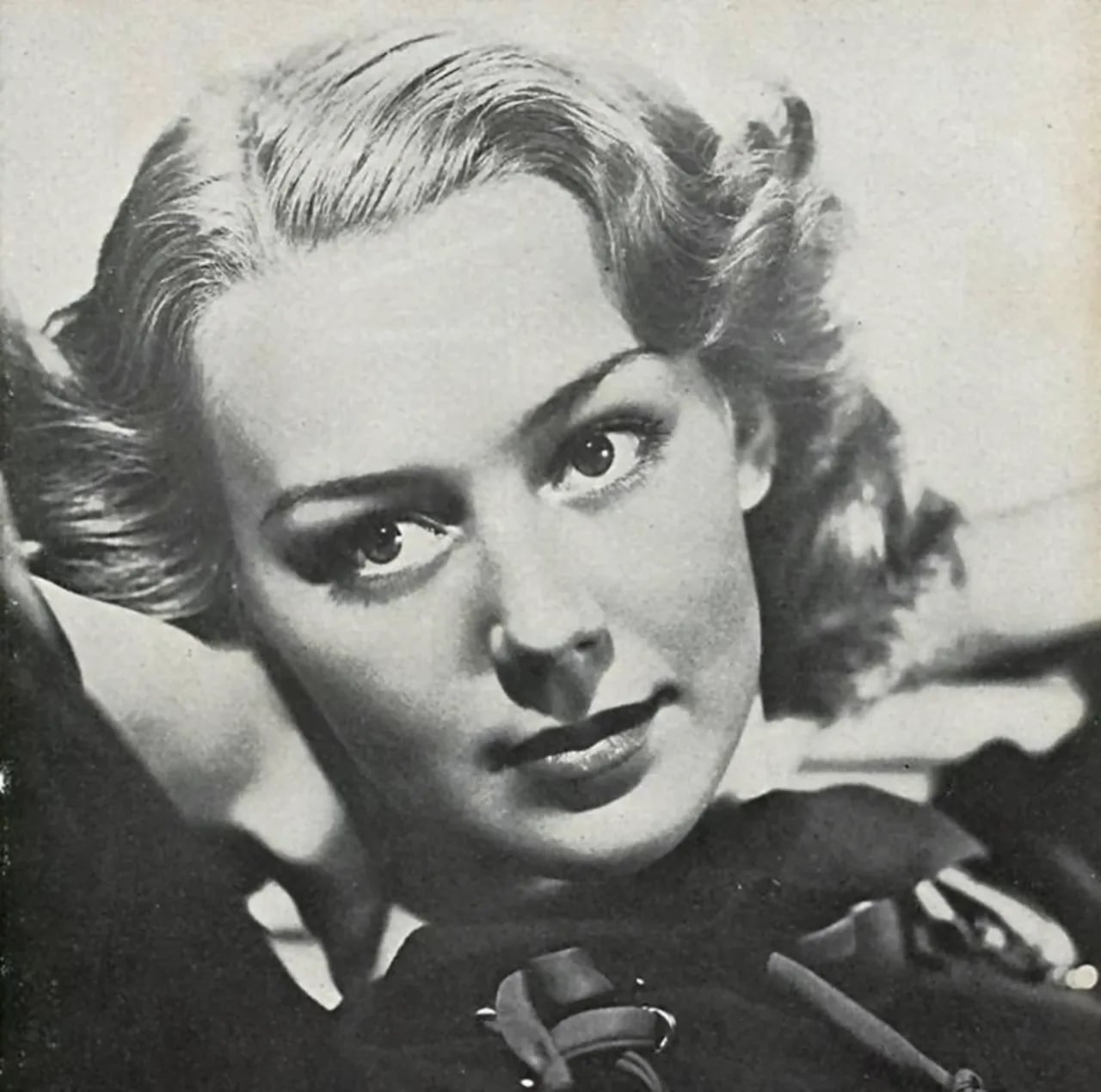 Porträt von Anne Shirley (1918–1993) – Gedenkseite