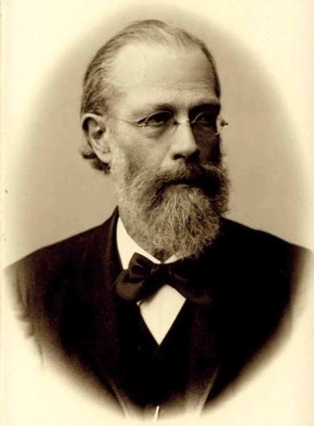 Portrait of Alois Handl (1837–1915) – memorial page