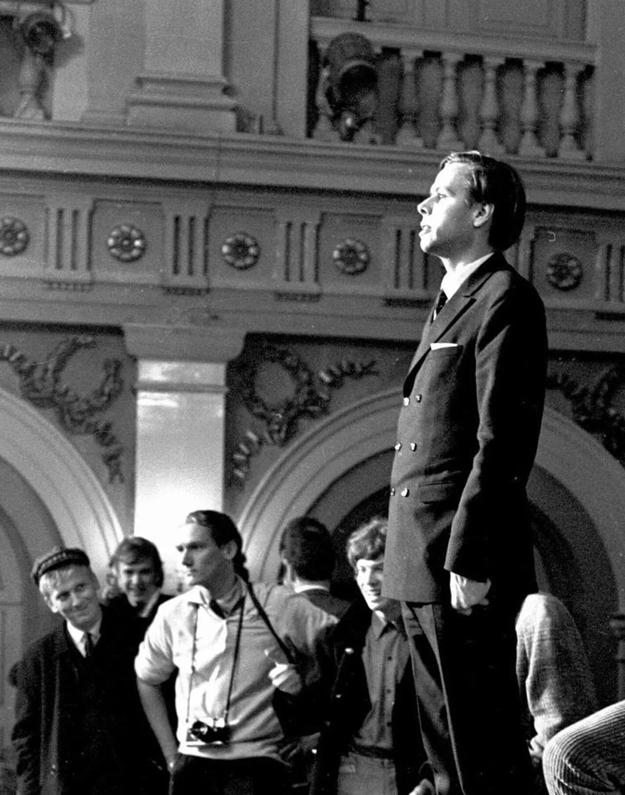 Porträt von Yrjö Larmola (1940–2021) – Gedenkseite
