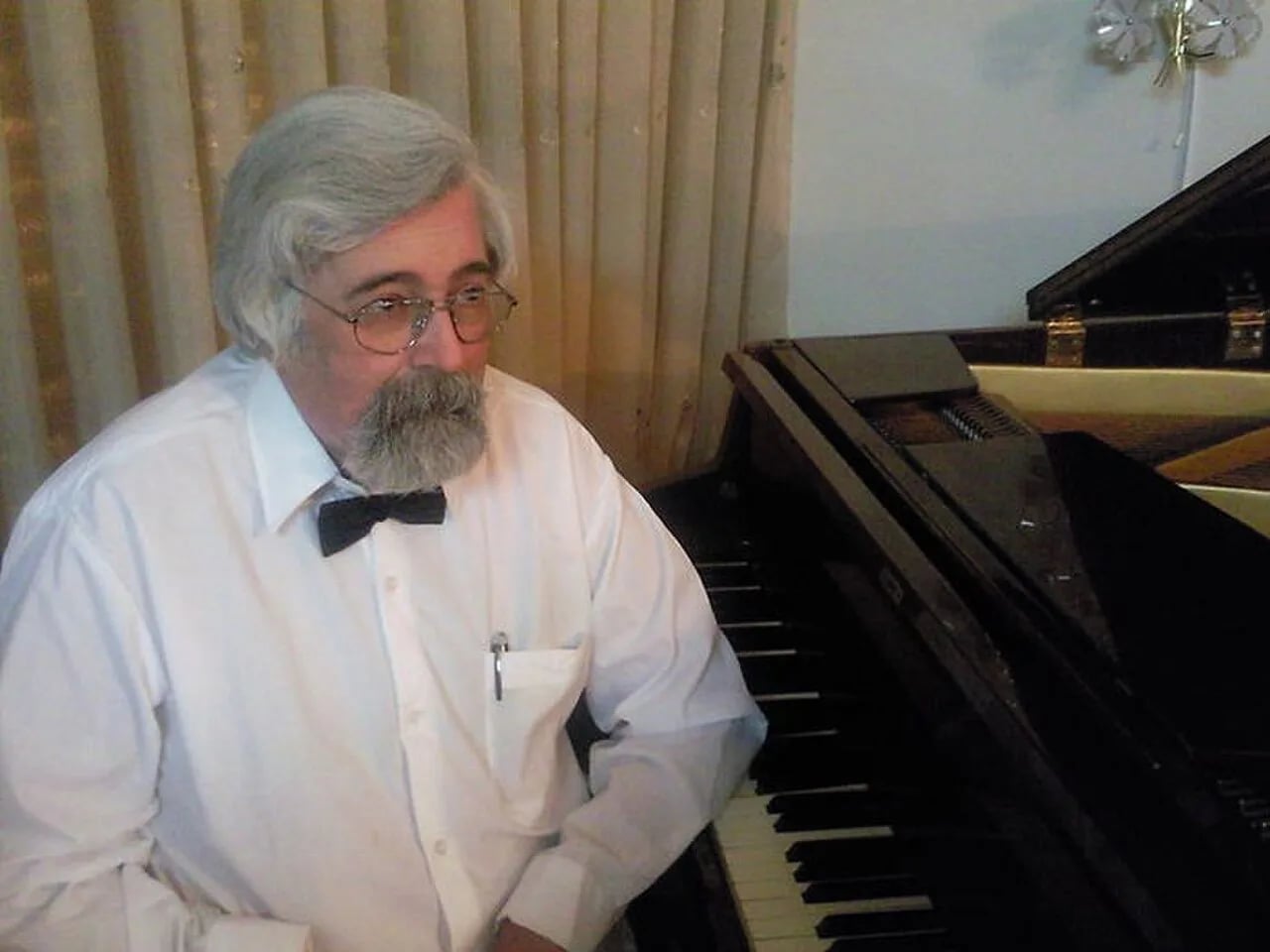 Portrait of Igor Aronovitch Naïmark (1955–2017) – memorial page