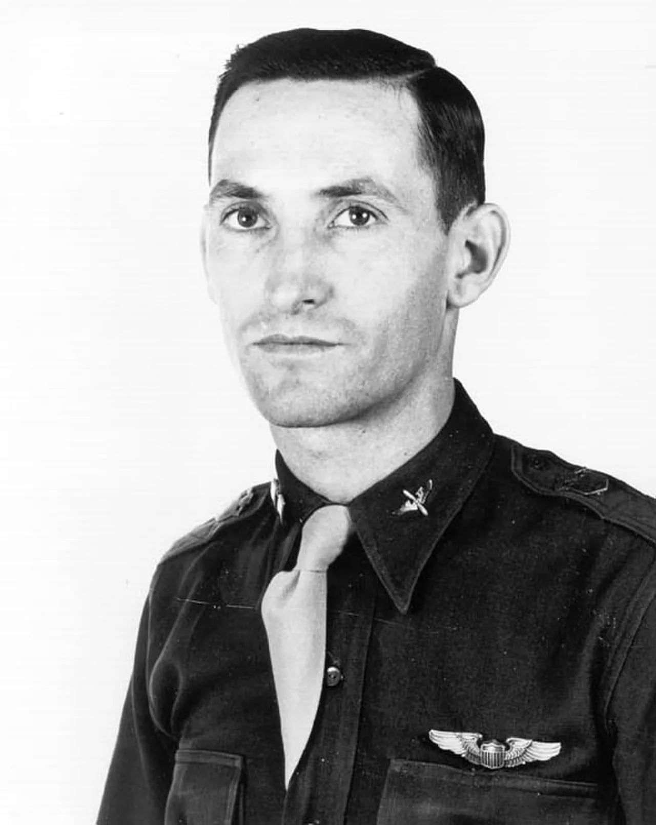 Porträt von George Andrew Davis (1920–1952) – Gedenkseite