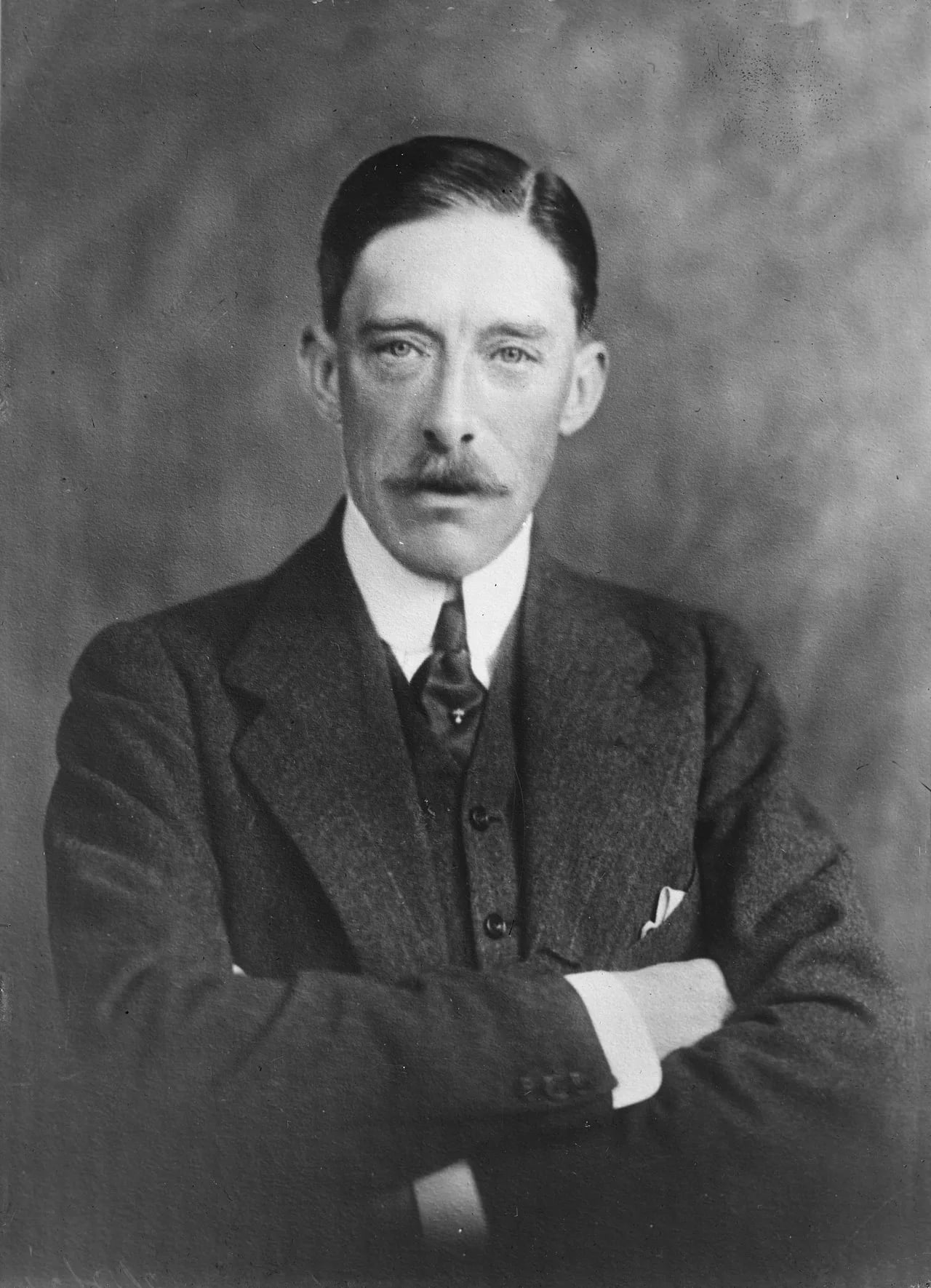 Portrait of Henry Lascelles, 6. Earl of Harewood (1882–1947) – memorial page
